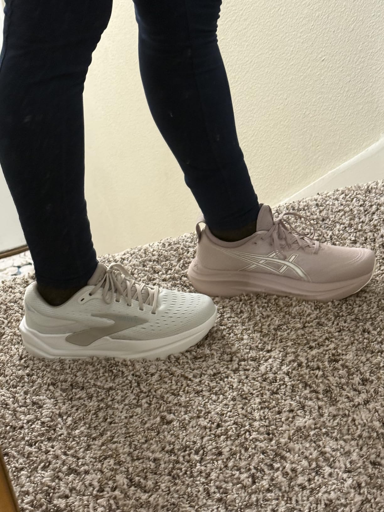 ASICS Women's Gel-Nimbus 27 Running Shoes customer photo 2