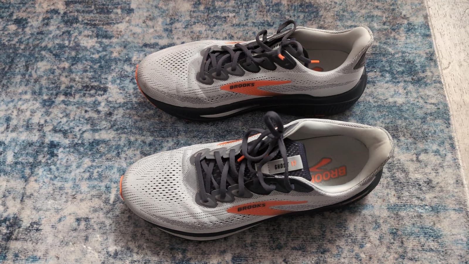 Brooks Men's Ghost 17 Neutral Running Shoe customer photo 1