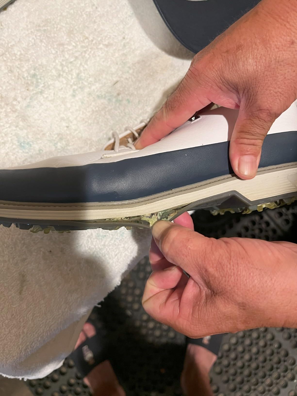 Men's Premiere Series - Field LX Previous Season Style Golf Shoe customer photo 1