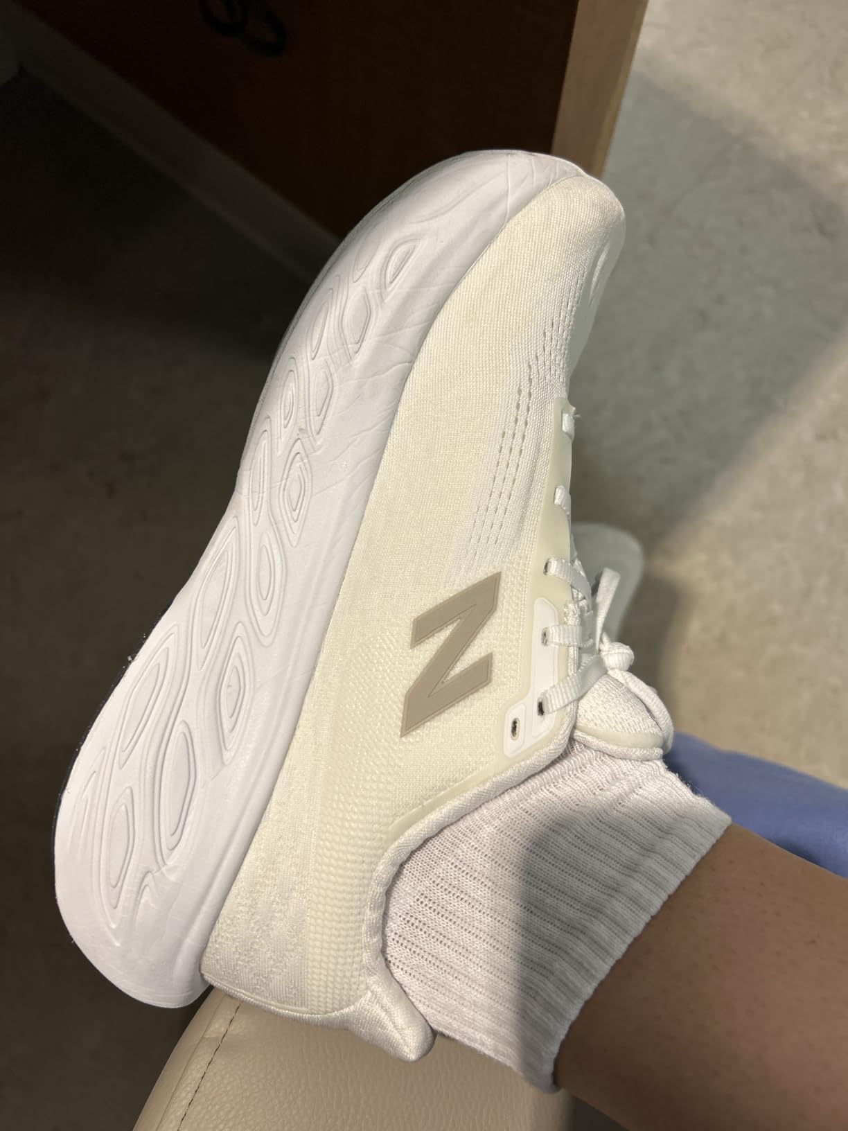 Women's Fresh Foam X 1080 V14 Shoes customer photo 2
