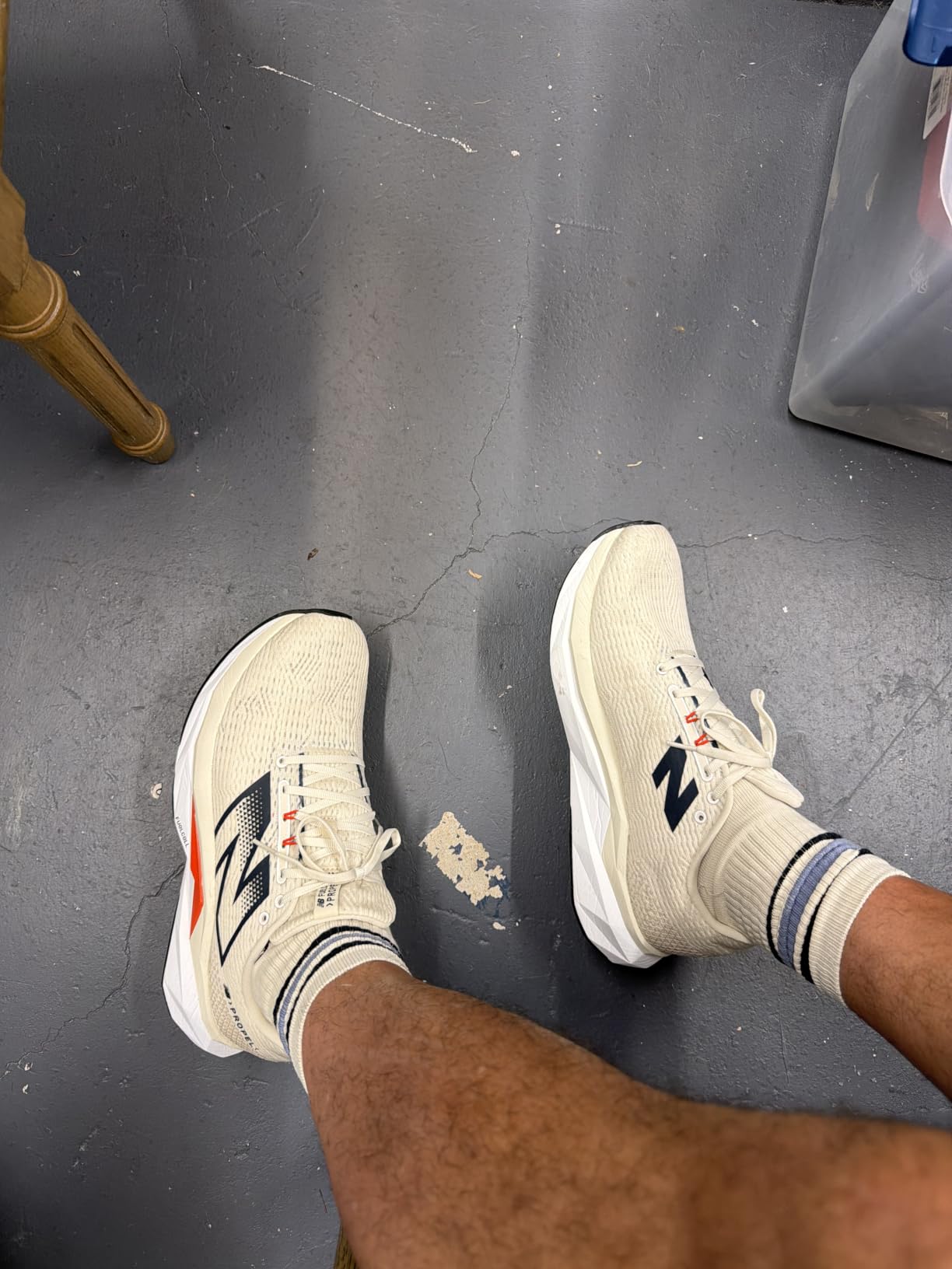 New Balance Men's FuelCell Propel V5 customer photo 2