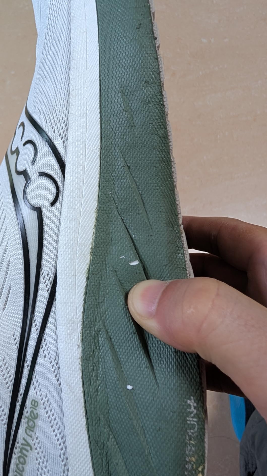 Saucony Men's Ride 18 Sneaker customer photo 2