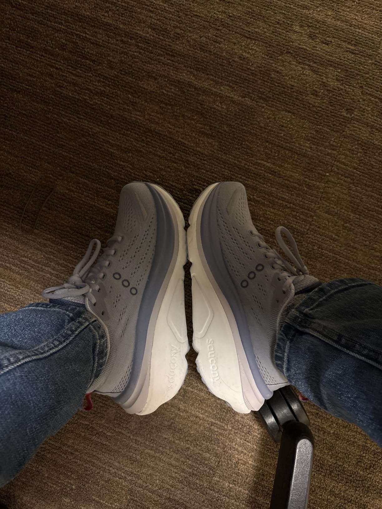 Saucony Women's Hurricane 25 Sneaker customer photo 1
