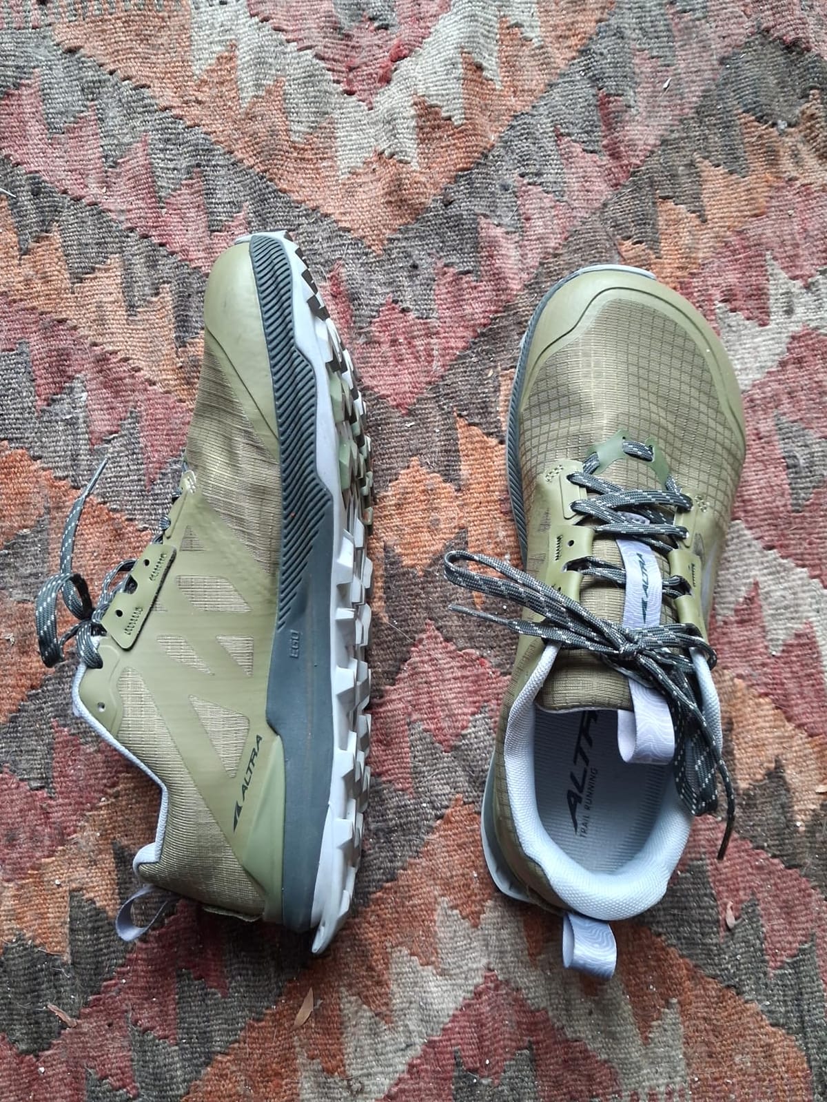 ALTRA Women's Lone Peak 8 Trail Running Shoe customer photo 2