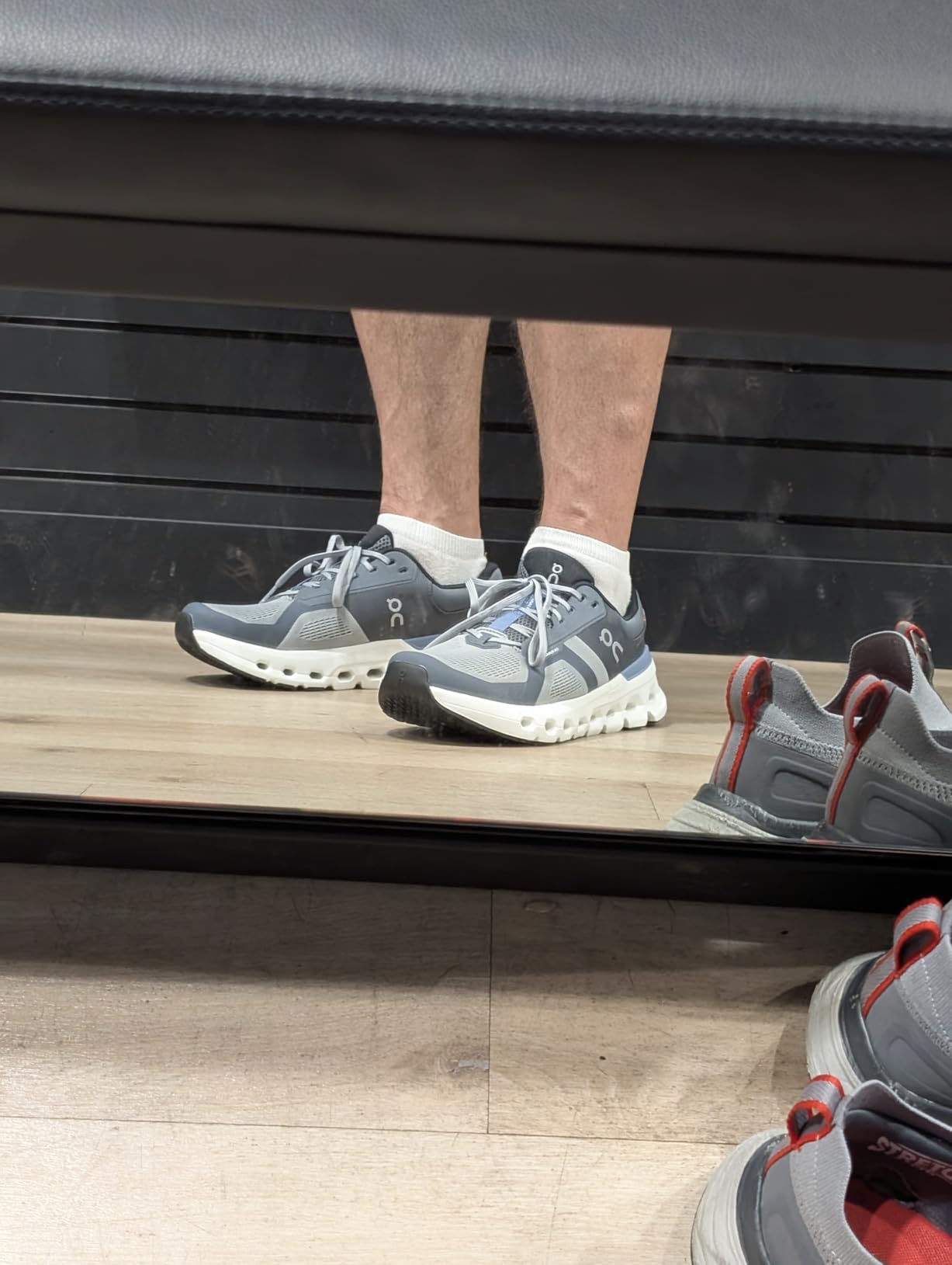 On Men's Cloudrunner 2 Sneakers customer photo 1