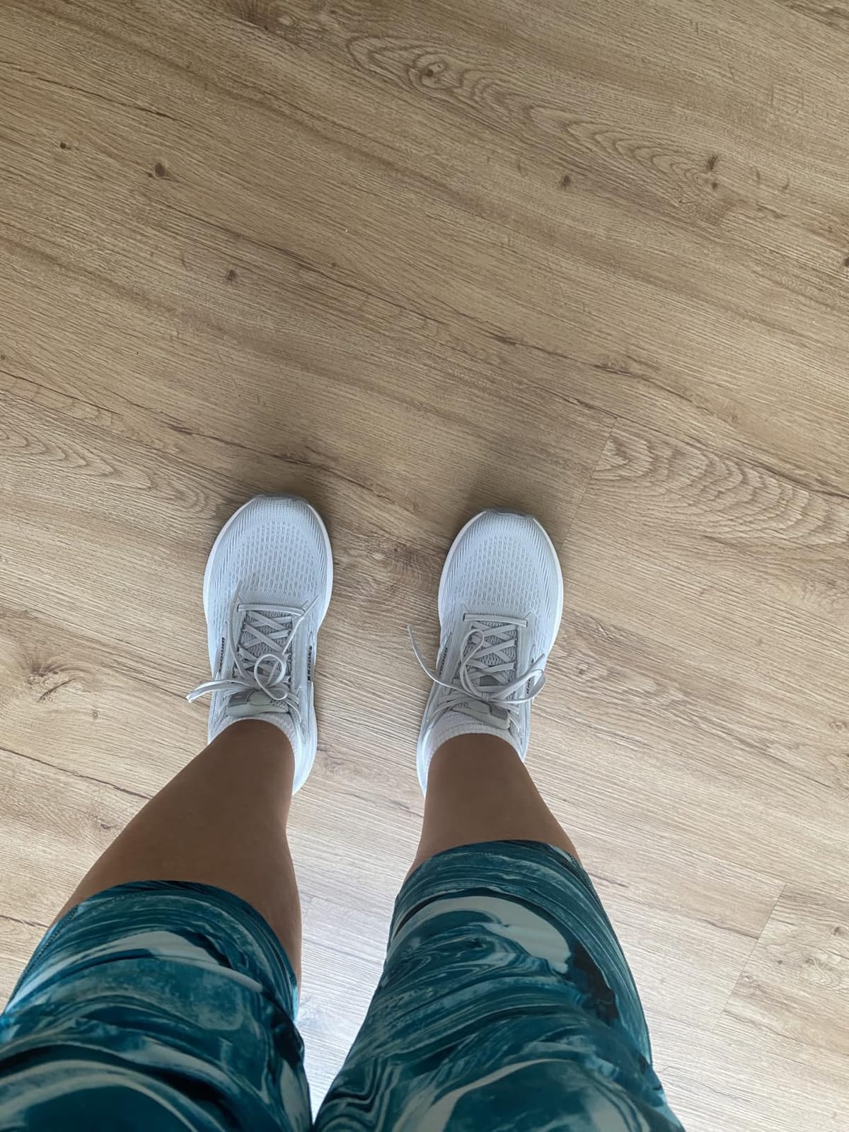 Brooks Women’s Revel 8 Running Shoe customer photo 2