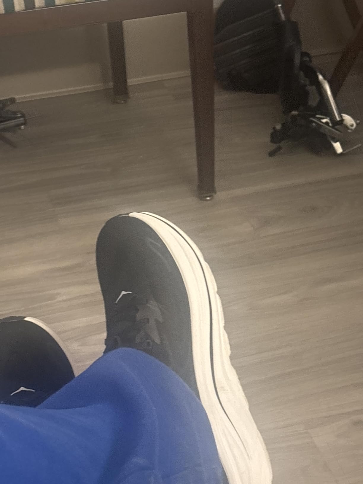 Hoka Mens Clifton 10 customer photo 2