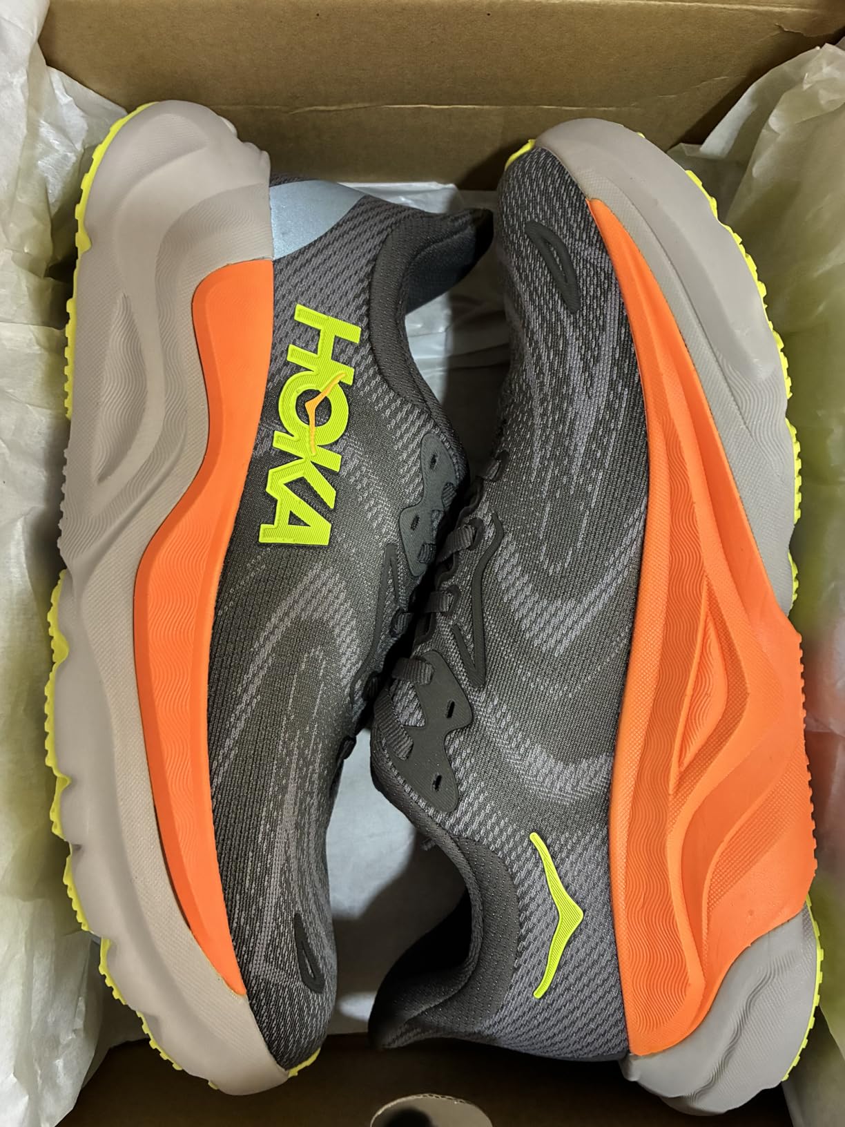 Hoka Mens Arahi 8 | Road Running Shoes customer photo 2