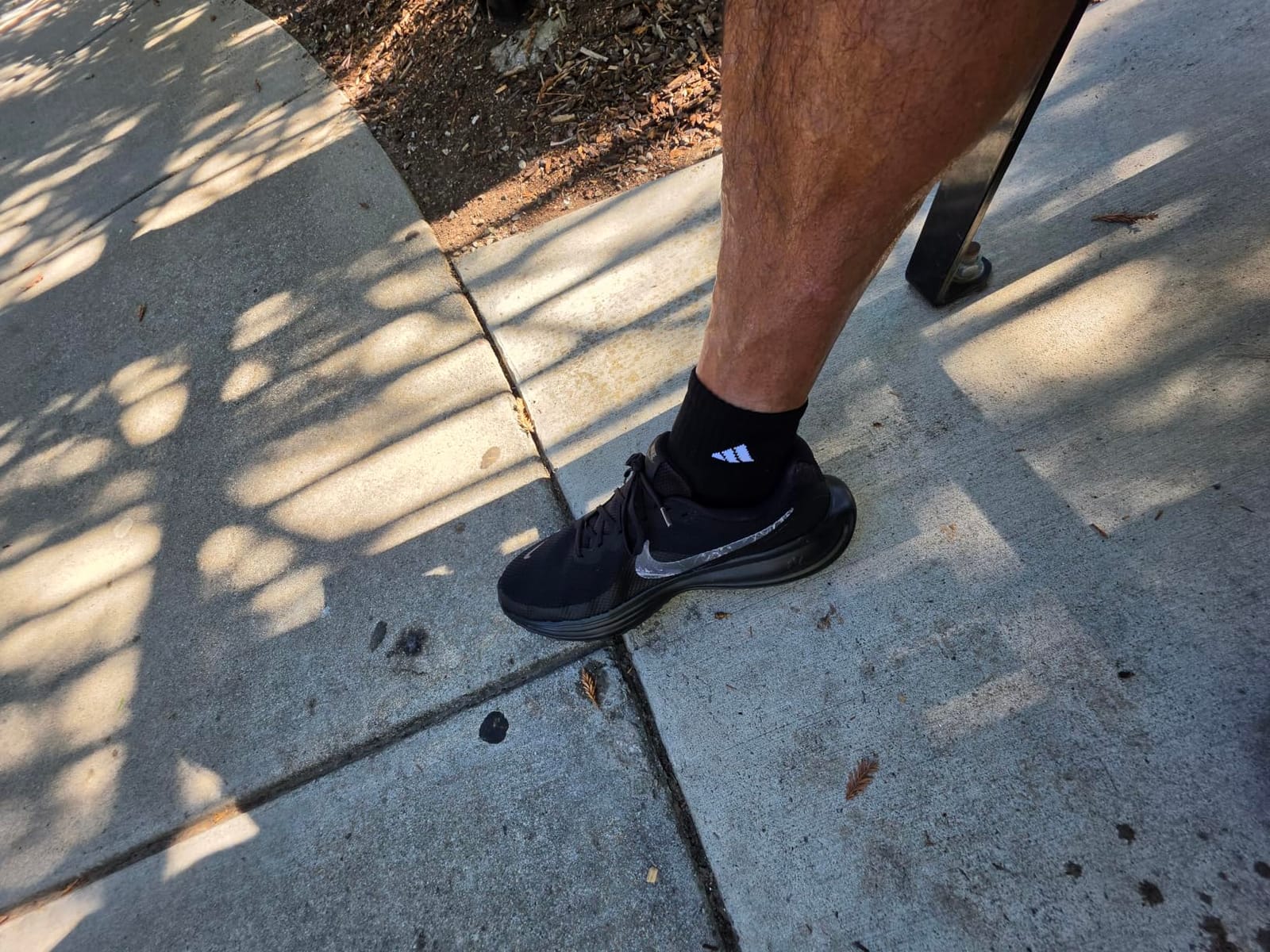 Nike Men's Revolution 8 Road Running Shoes customer photo 2