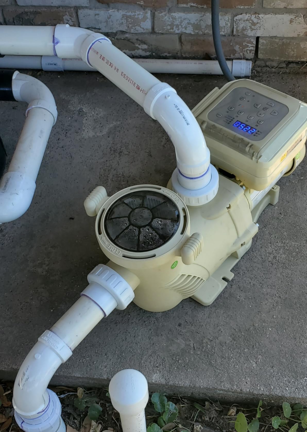 XtremepowerUS SuperFlow Variable Speed High-Flo Pool Pump In-Ground Swimming Pool Energy Efficient 230V, 1-1/2” & 2” Adapter Build-in Timer Control Panel customer photo 1