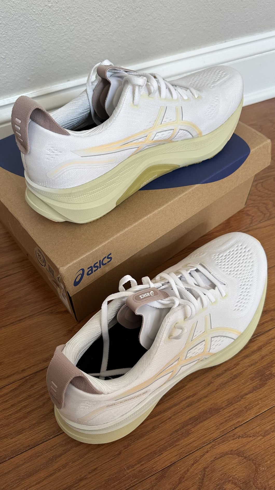 ASICS Men's Gel-Kayano 32 Running Shoes customer photo 2