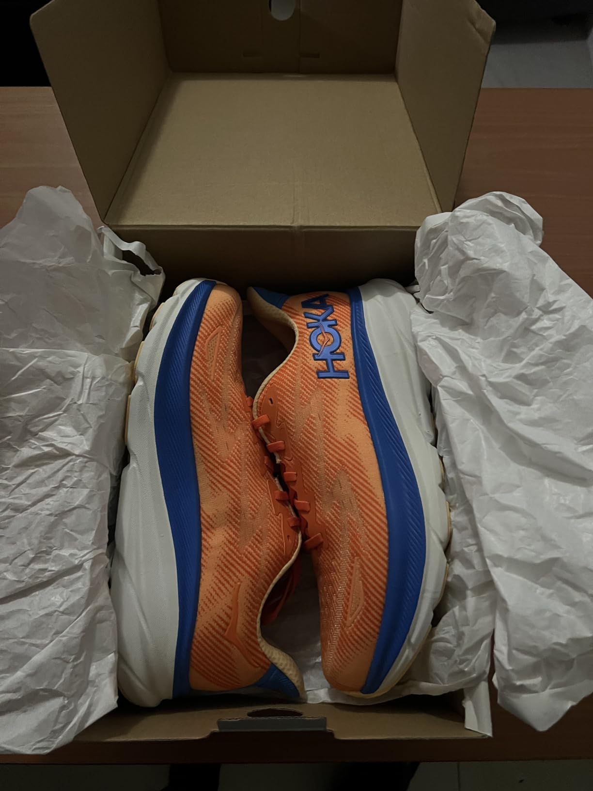 Hoka Men's Bondi 9 customer photo 2