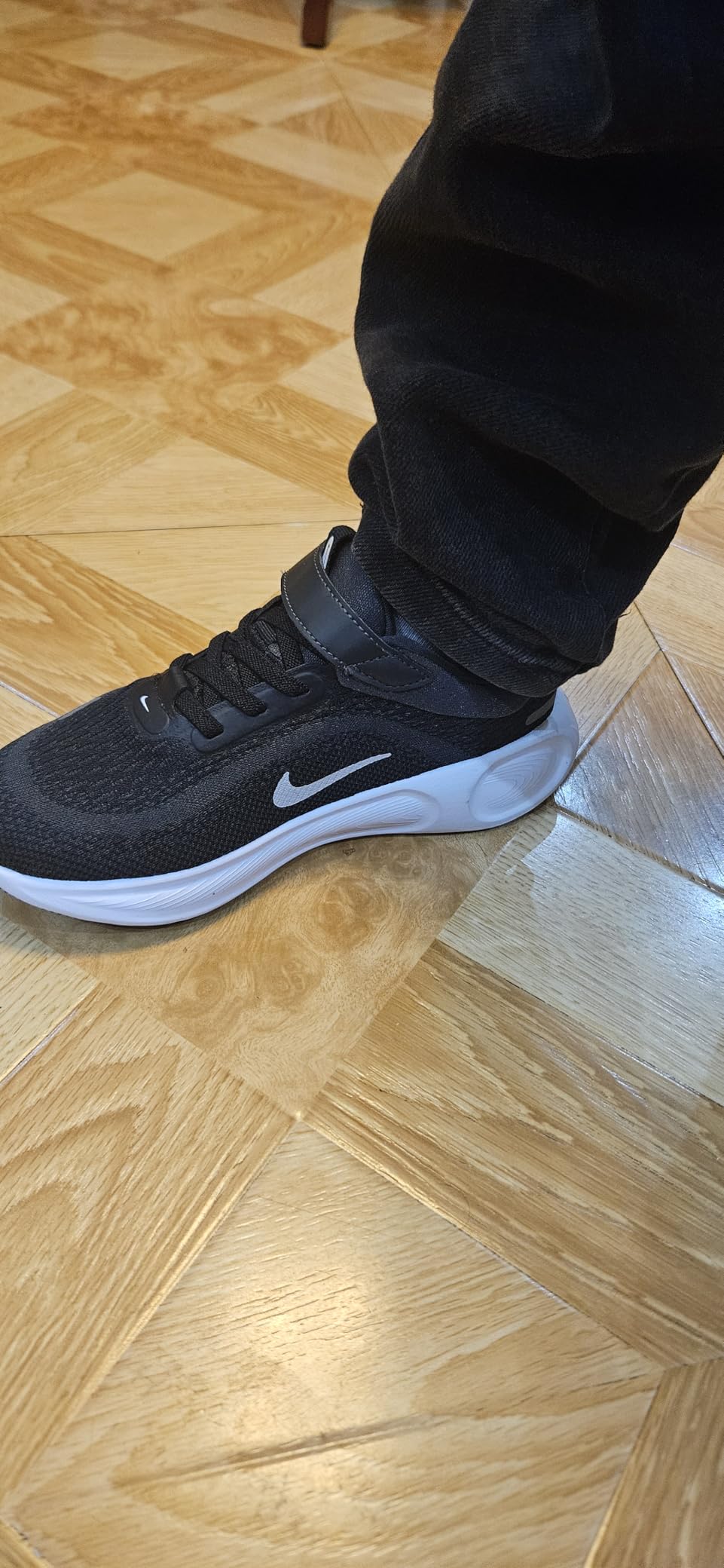 Nike Unisex Kids' Stellar Ride Running Shoes - Boys and Girls Sneakers customer photo 2