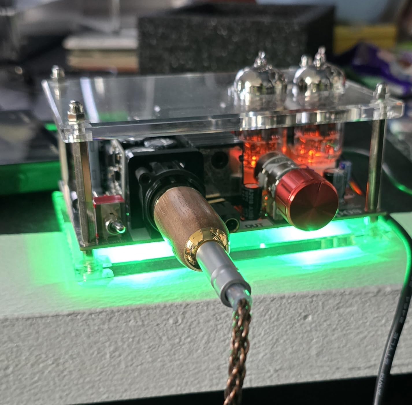 Apos Gremlin Headphone Amp Headphone Tube Amplifier,Class A Balanced Tube Amp,Replaceable Tubes 12au7,6922/XLR,4.4mm Balanced Interface.Amp for HiFi Desktop Speakers,Loved By Audio Enthusiasts customer photo 1