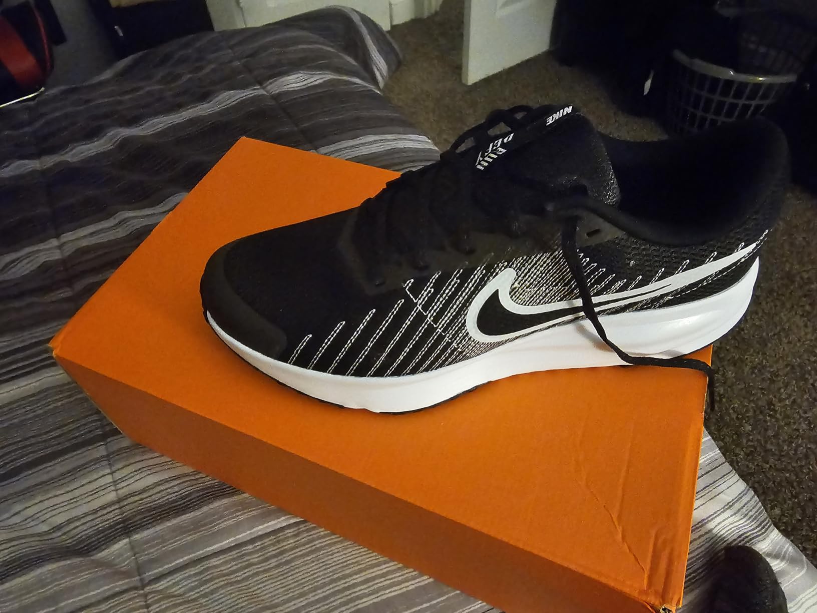 Nike Men's Run Defy Road Running Shoes customer photo 2