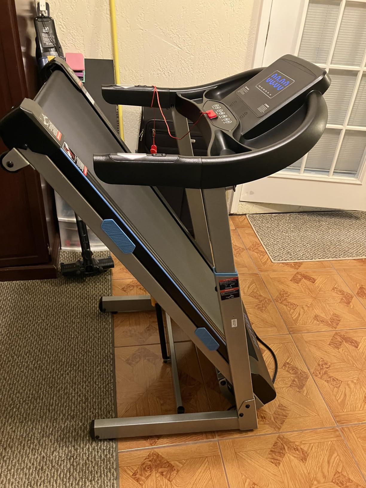 WELLFIT Home Treadmill 400+LB Capacity, 4.0HP Heavy Duty Treadmill Foldable | Small Commercial Treadmills with 15% Auto Incline, Climb Running, with Safety Handrail, Wide Belt 18*43 in, 95% Pre-installed customer photo 2