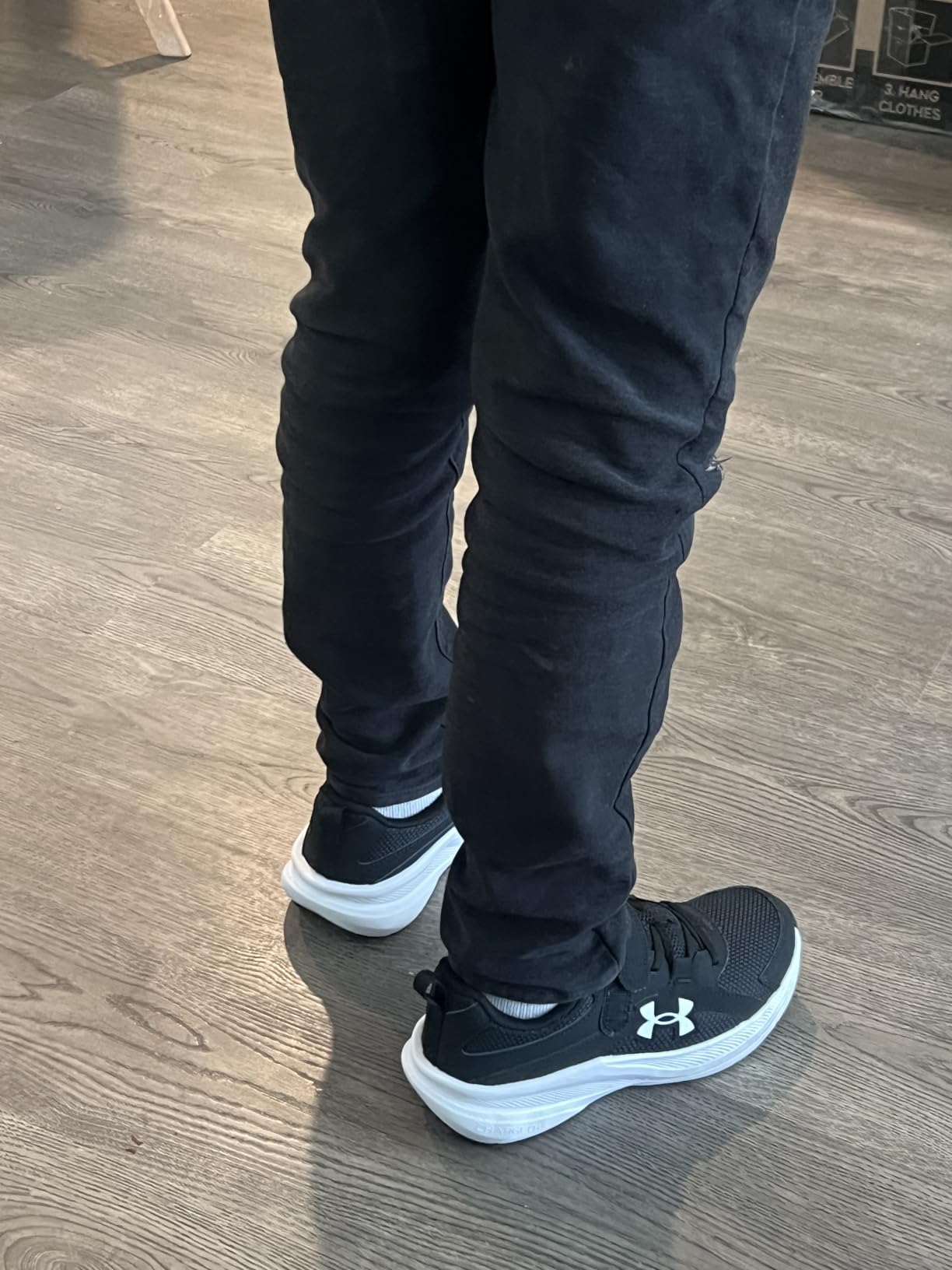 Under Armour Boys' Grade School Surge 4 customer photo 2