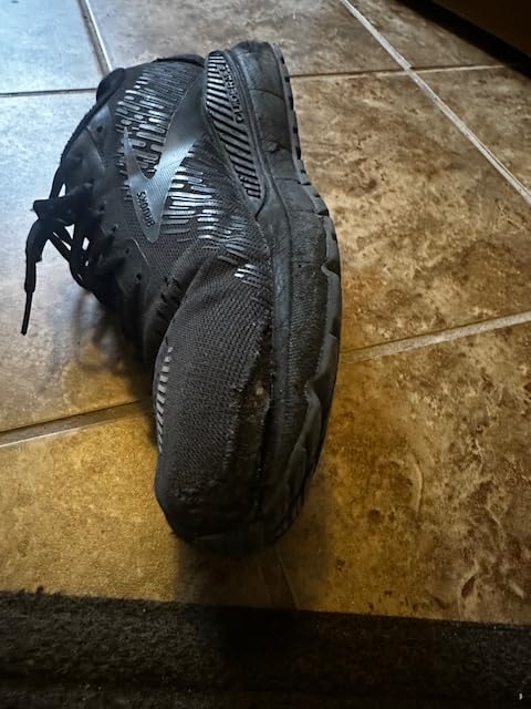 Brooks Men's Addiction GTS 15 Running Shoe customer photo 2