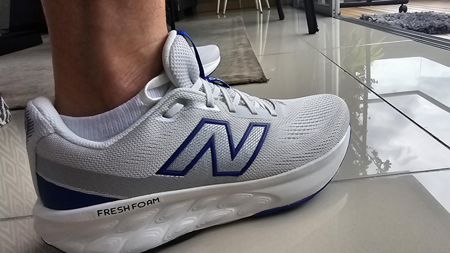New Balance Men's Fresh Foam 520 v9 Running Shoe customer photo 2