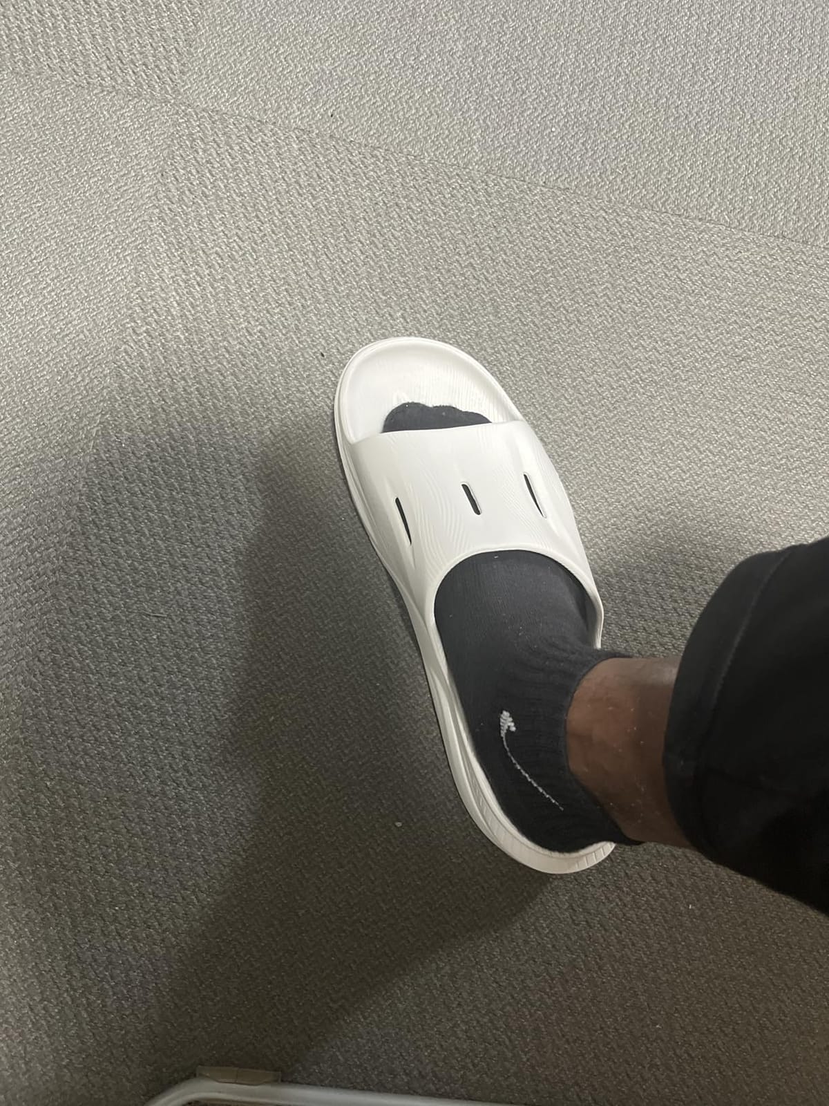 HOKA unisex-adult Ora Recovery Slide 3 customer photo 2