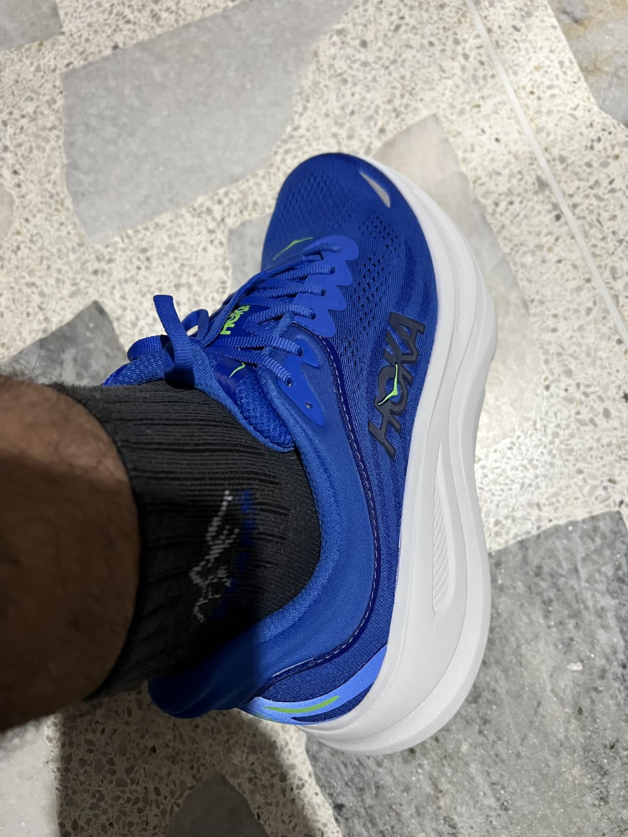 Hoka Men's Bondi 9 customer photo 2