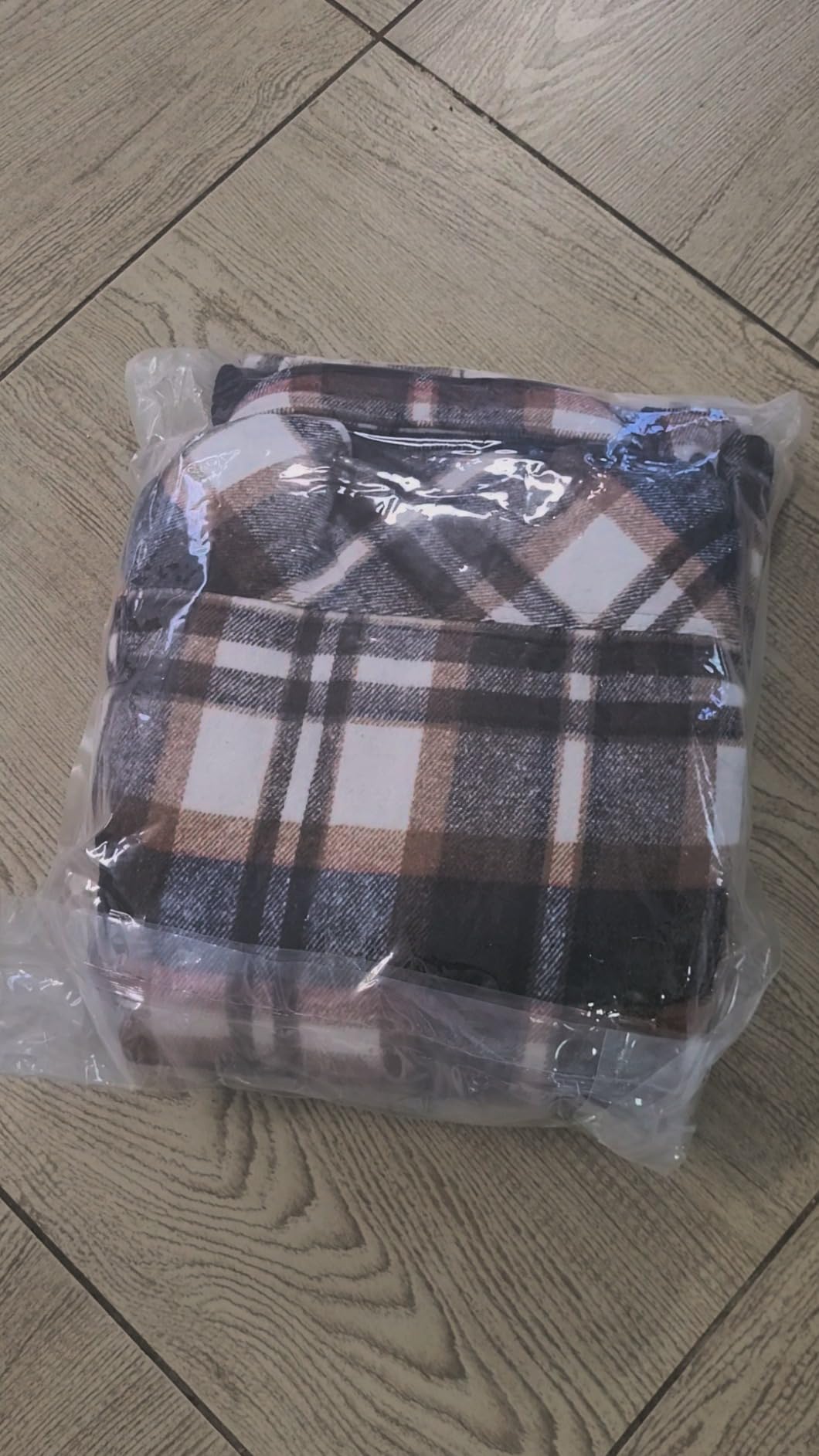 WINDFIT Men's Cotton Sherpa Button Down Flannel Shirt Jacket Plaid Shirt customer photo 1