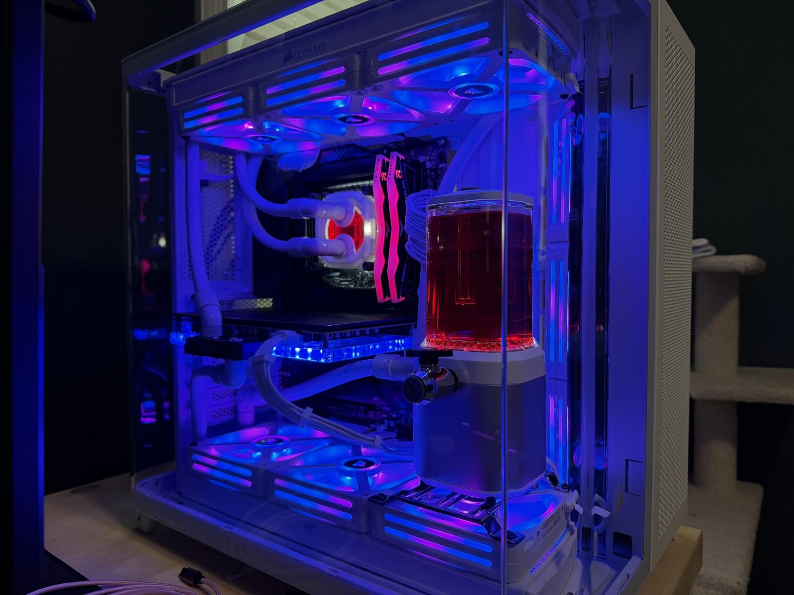 CORSAIR AIR 5400 RS ARGB Triple-Chamber Panoramic Mid-Tower PC Case – Black customer photo 1
