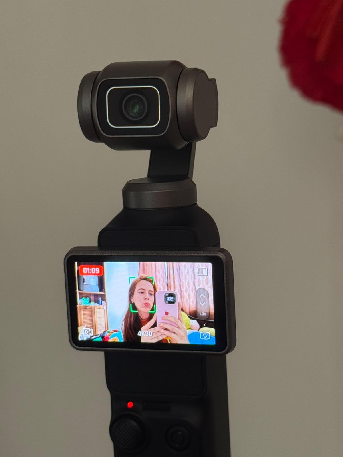 Xtra Muse, Vlogging Camera with 1'' CMOS and 4K/120fps Videos, Pocket Camera with 3-Axis Gimbal Stabilizer, Fast Focusing, Face/Object Tracking, Digital Video Camera for Photography, Digital Camera customer photo 2