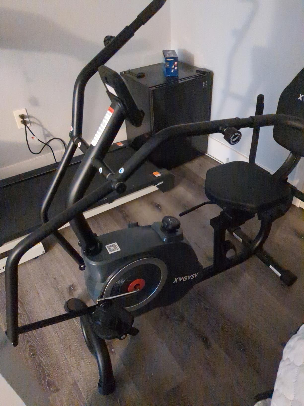Recumbent Exercise Bike, Stationary Bike for Home with Arm Exercise | Recumbent Bike with 400LB Whisper-Quiet 16 Levels Magnetic Resistance Heart Rate and Multi-Function LCD Comfortable Seat customer photo 1