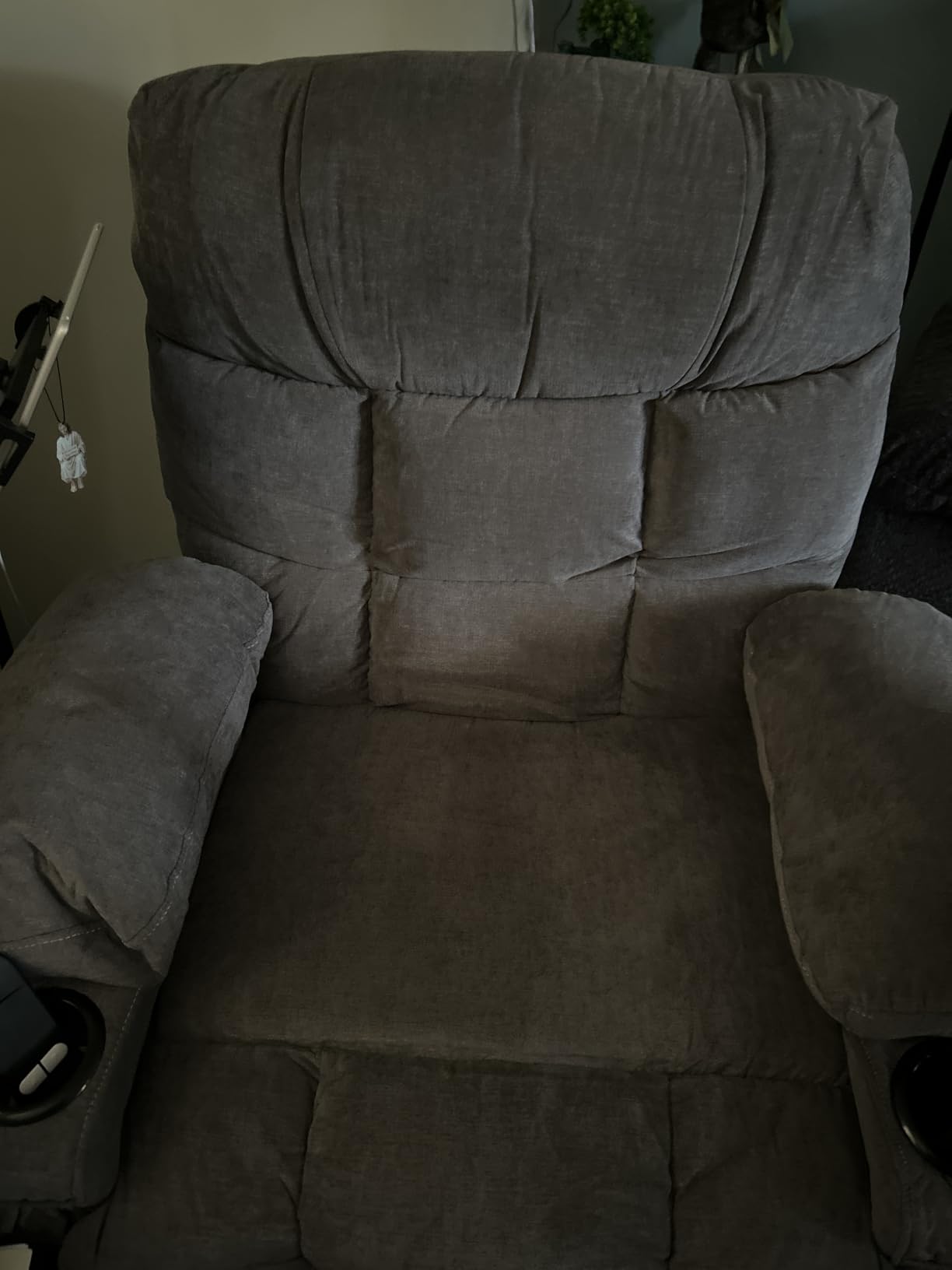 MAHOMICO Power Lift Recliner Chair for Elderly with Vibration Massage and Lumbar Heating, Electric Lift Recliner Single Sofa with Side Pocket, Two Cup Holders and USB Charge Port for Living Room customer photo 1