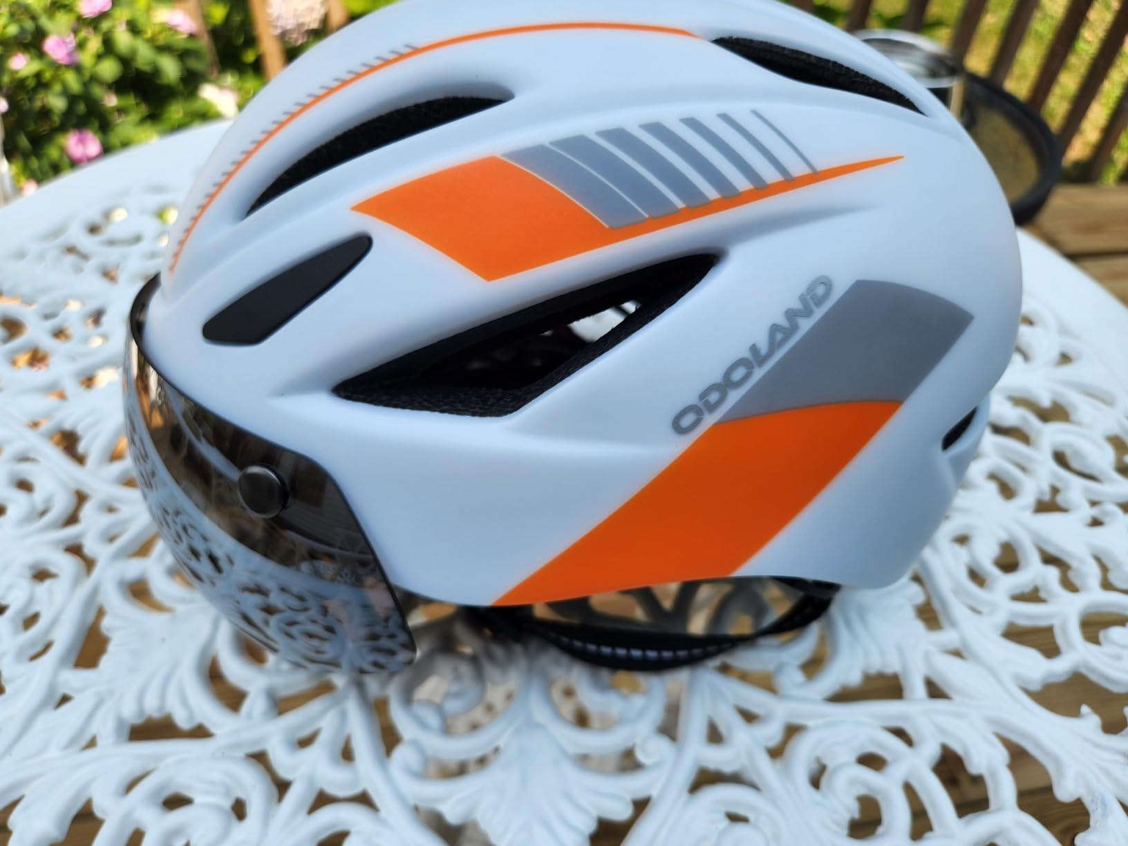 Odoland Adult Bike Helmet with Magnetic Sun Visor for Men Women for Cycling customer photo 1