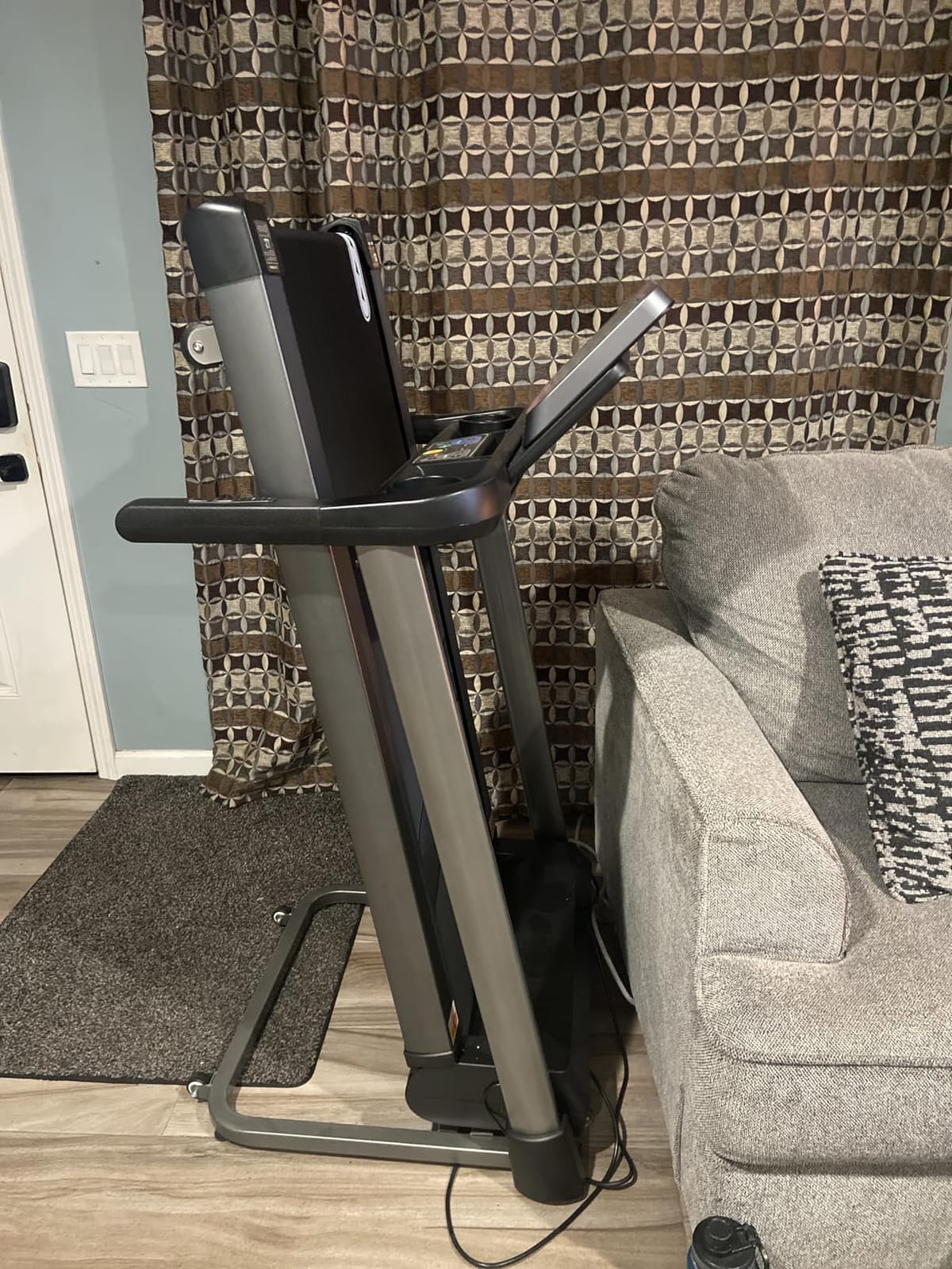 CIIHI Treadmill with Auto Incline - 450 LBS Capacity Treadmill for Home Gym | 15% Auto Incline, 47.2