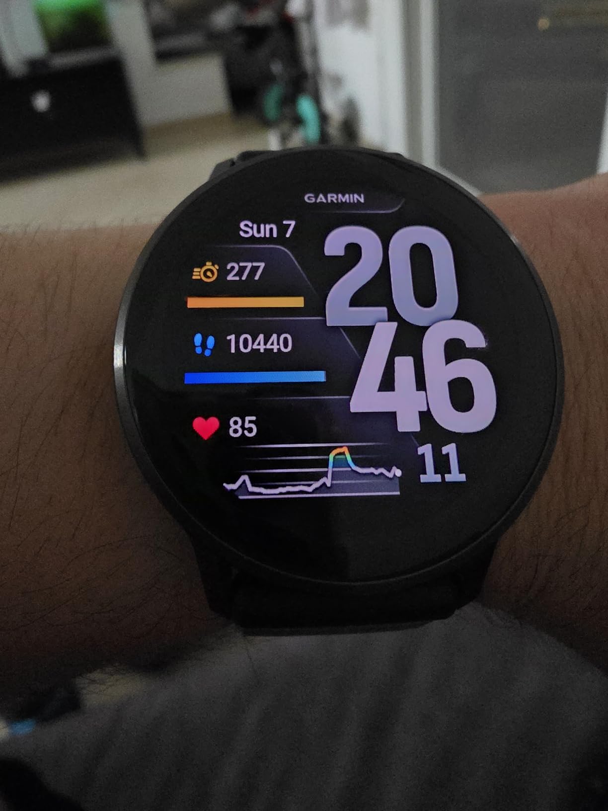 Garmin Venu® 4, Advanced Fitness Smartwatch, 41mm, Bone Silicone customer photo 2