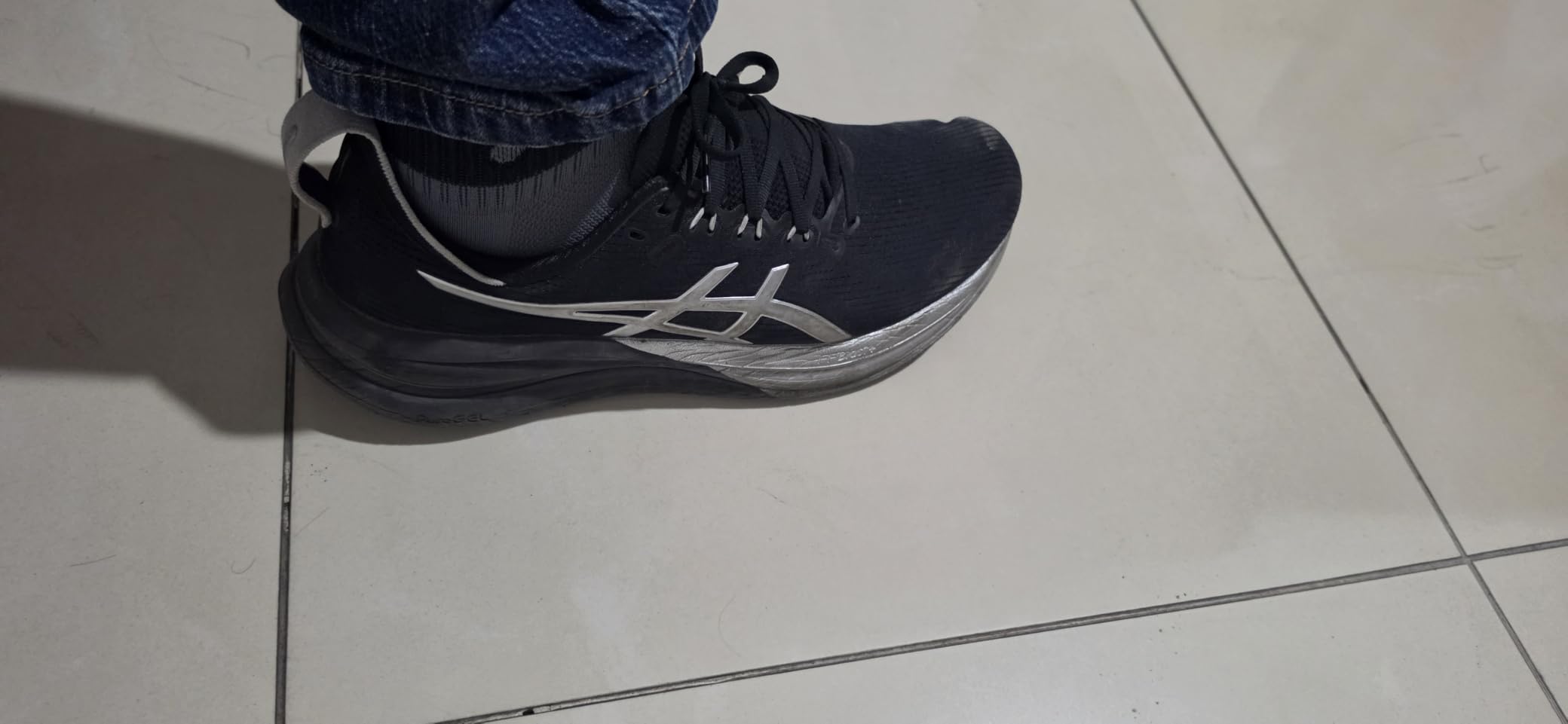 ASICS Men's Gel-Nimbus 28 Running Shoes customer photo 2