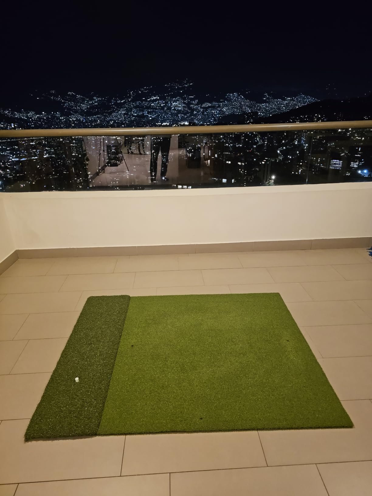Fanshaw Premium Dual-Turf Golf Mat 5x4/6x4ft 40-50mm Thickened for Practice | Durable Golf Hitting Mat: Tee, Fairway & Rough Turf for Driving & Chipping, Indoor & Outdoor Backyard&Simulator Training customer photo 2