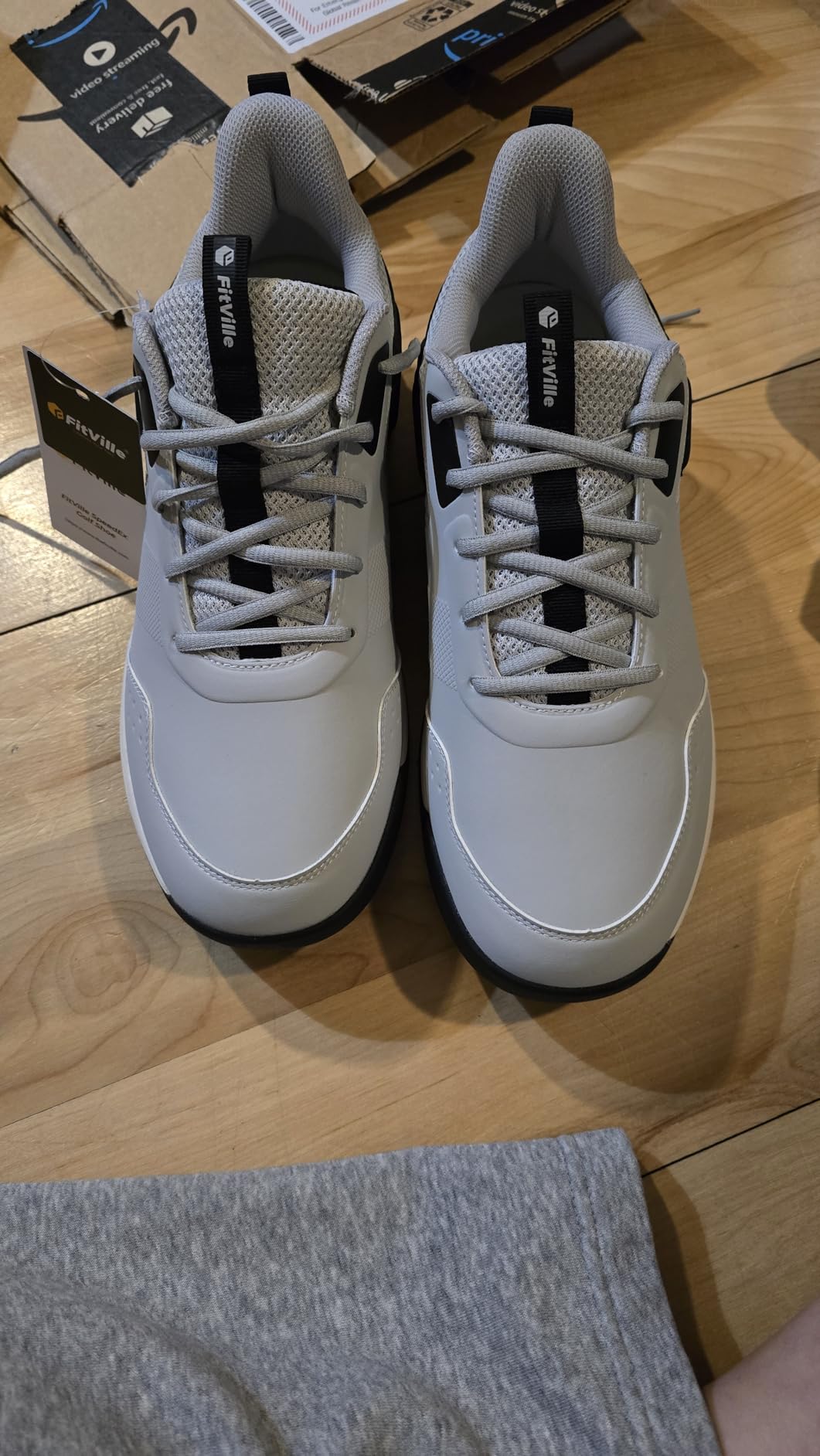 FitVille Extra Wide Golf Shoes for Men Arch Support Spikeless Golf Sneakers customer photo 1
