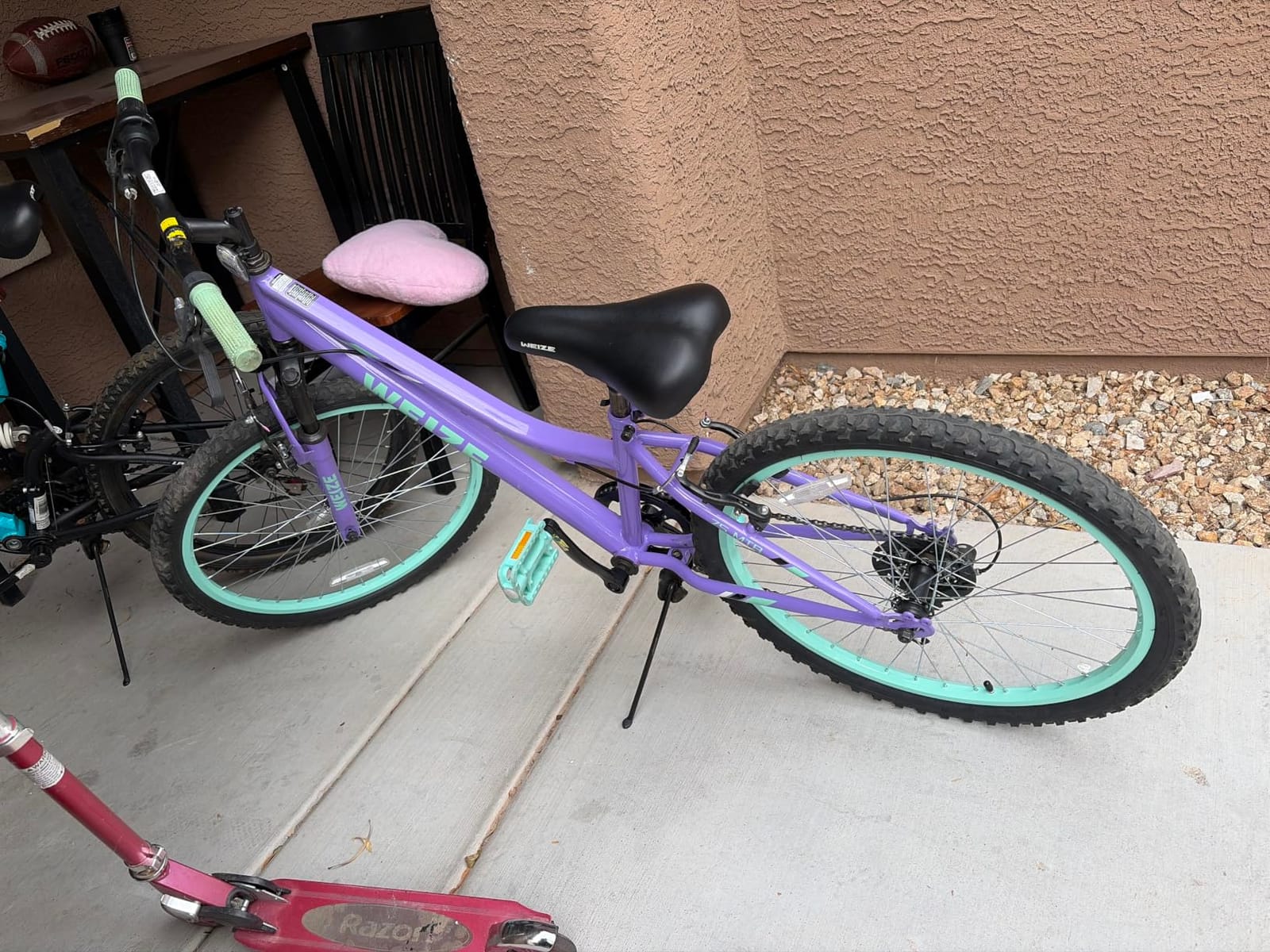 WEIZE 20 24 Inch Kid Mountain Bike, Kid Bike for Girls with Front Suspension Fork, Adjustable Seat Height, High-Carbon Steel Frame customer photo 2