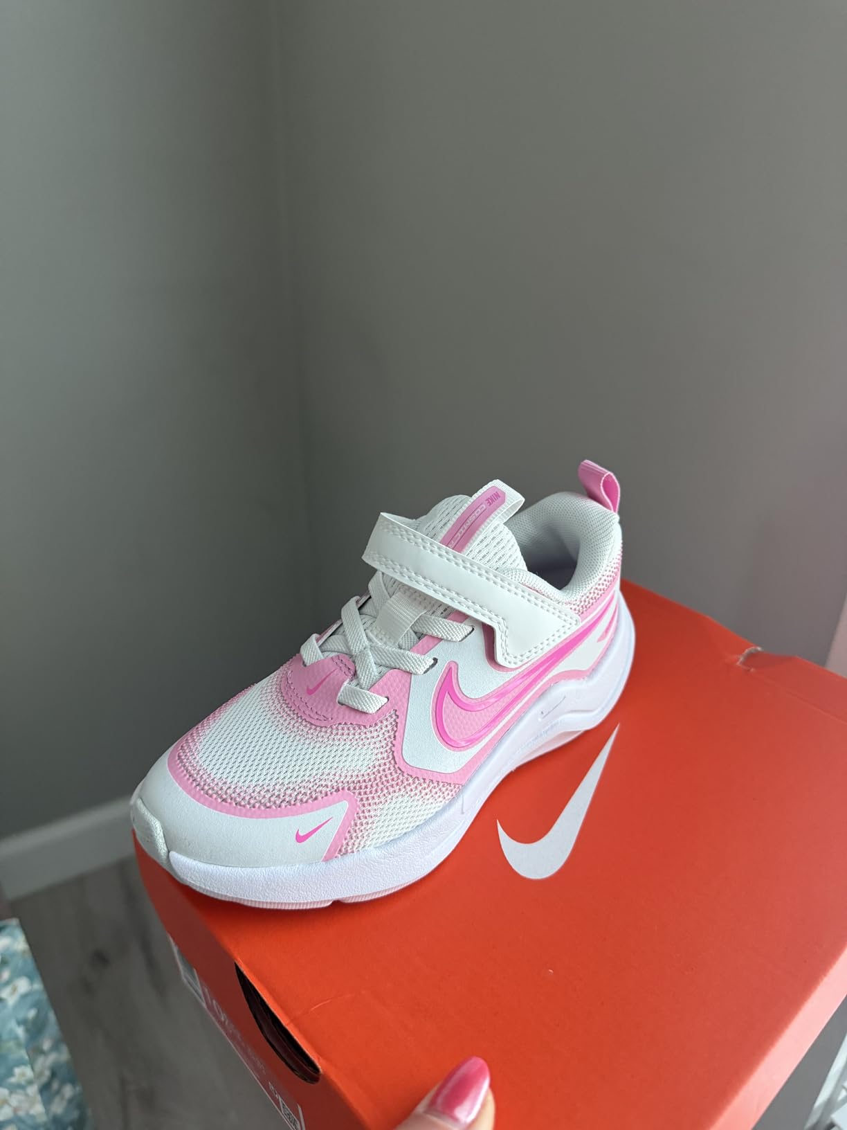 Nike Unisex Kids' Cosmic Runner Running Shoes - Boys Girls Toddlers & Baby Sneakers customer photo 2