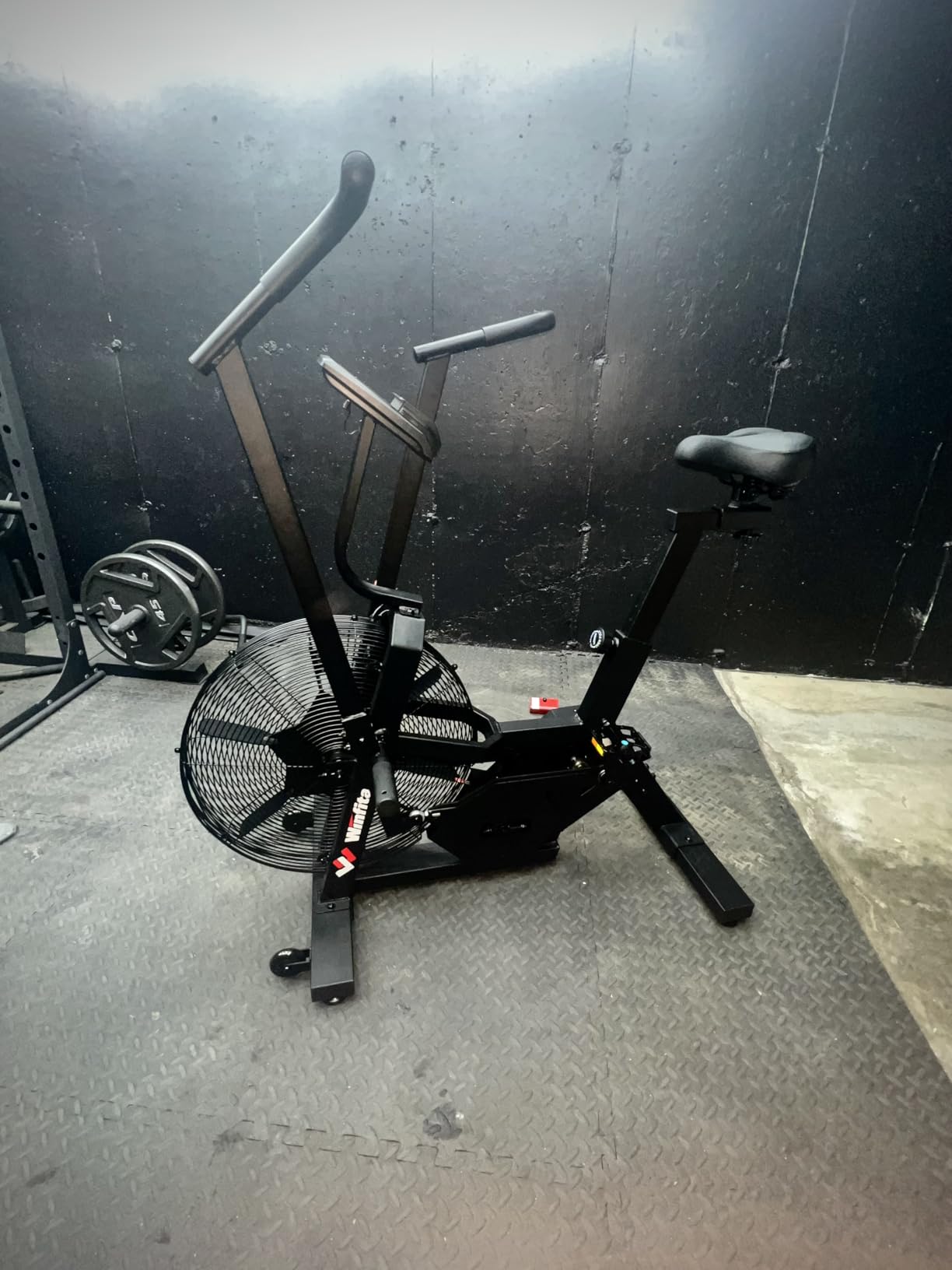 Air Bike, 350 lb Capacity, Dual-Action Handlebars for HIIT & Cardio | Fan Bike for Full-Body Workouts in Home & Garage Gyms, with Adjustable Seat, LCD Monitor & App Connectivity, Two-Stage Drive customer photo 1