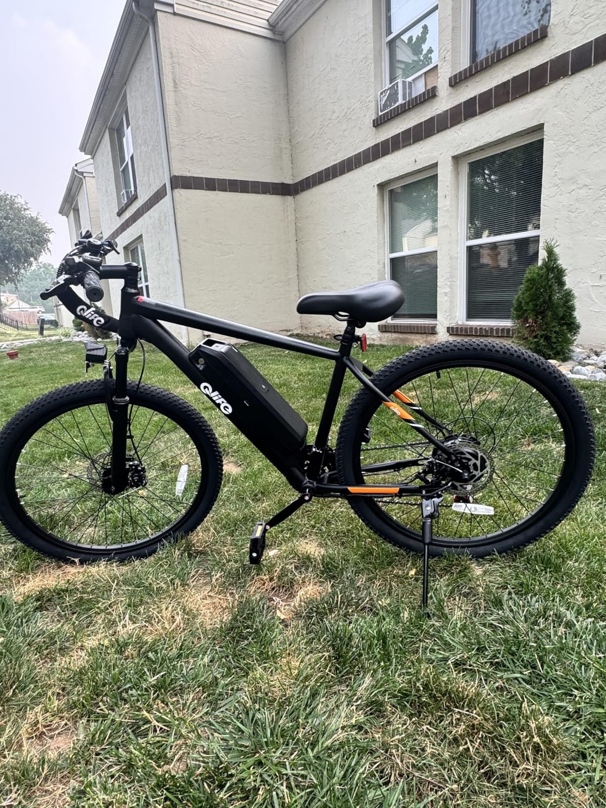 Qlife Racer Electric Bike for Adults - 21-Speed Mountain Lightweight Ebike with Peak 1000W Brushless Motor,48V 375Wh Removable Battery,26X2.1 Tire Step Over E-MTB,Up to 40 Miles Range customer photo 2