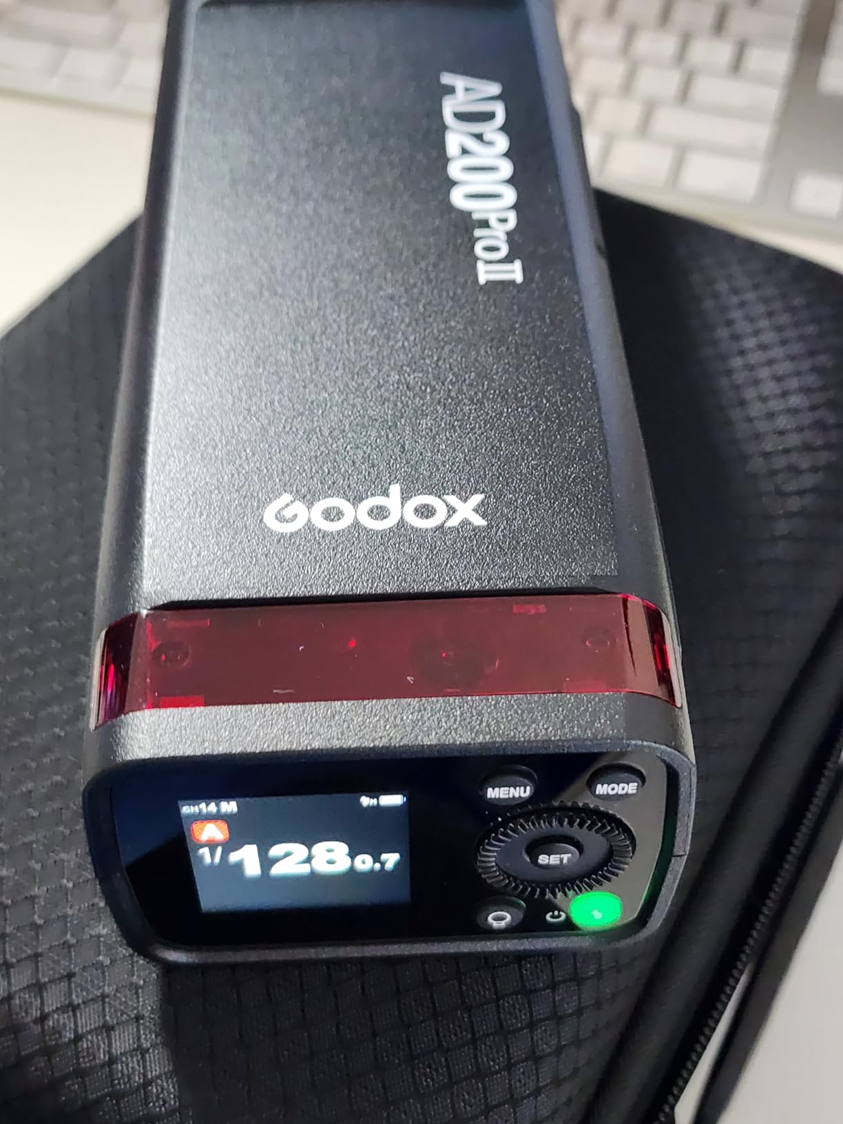Godox AD100ProII 100Ws Pocket Portable Studio Flash, Compatible with Canon Nikon Sony, 2600mAh Battery 360 Flashes 1/8000s HSS TTL, IP54 Outdoor for Wedding Portrait Photography customer photo 1