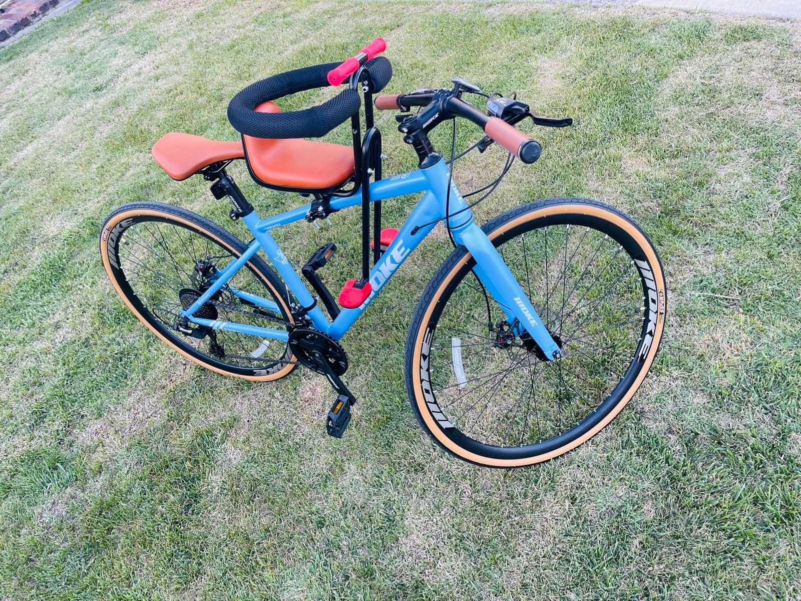 DEYGIA Hybrid Bike, 24-Speed 700C Wheel Hybrid Bicycle with Dual Disc Brakes, Trigger Shifting, Internal Wiring Frame, Lightweight City Commuter Bicycle for Men Women Adult, Multiple Colors customer photo 1