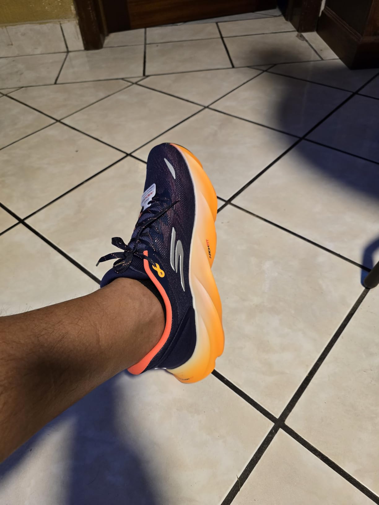 Skechers Men's Aero Burst Running Shoe customer photo 2