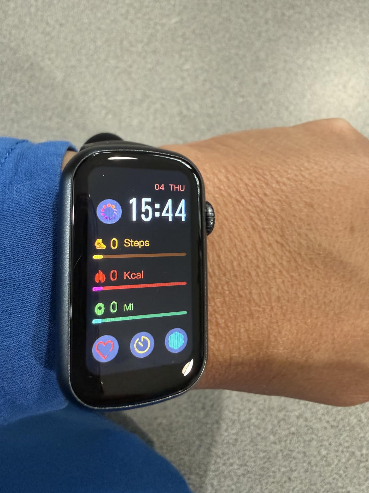 MorePro Health Fitness Tracker - 24/7 Heart Rate Monitor & Activity Tracker customer photo 2