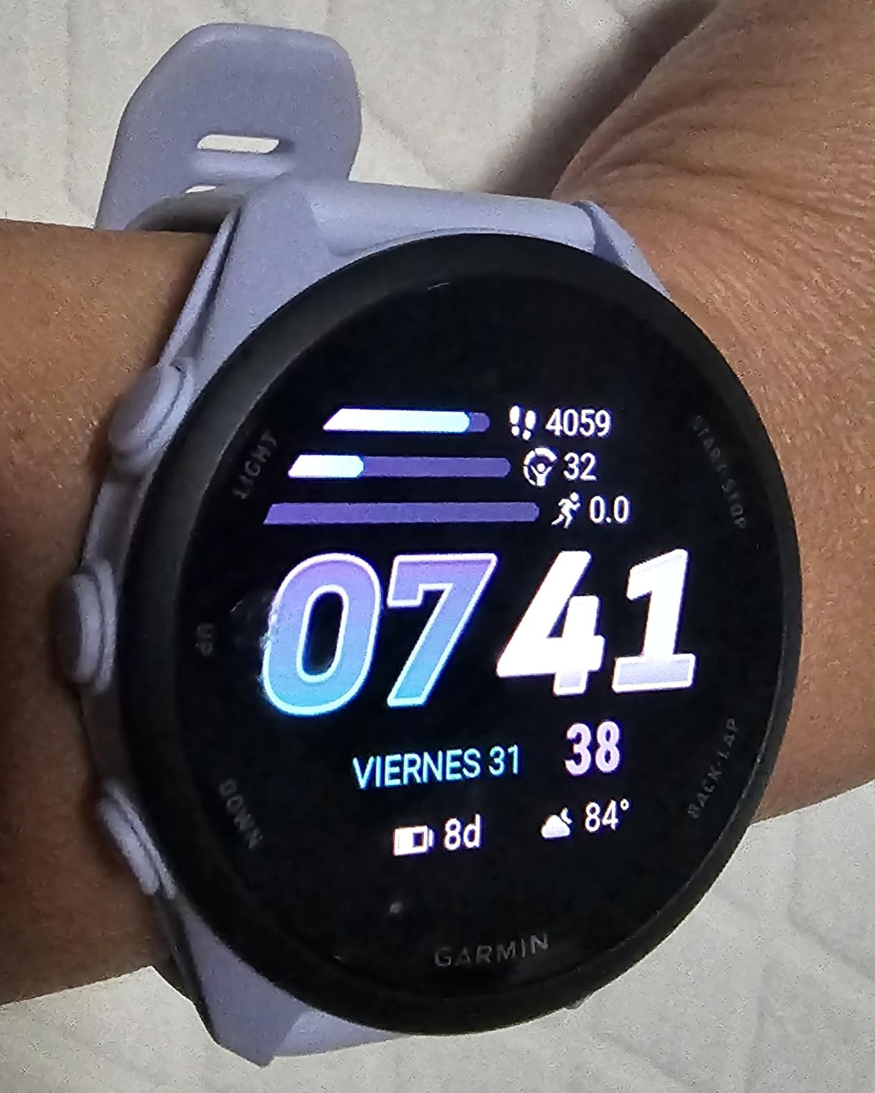 Garmin Forerunner 70, 43mm, Soft Pink - Beginner-Level Running Smartwatch customer photo 1