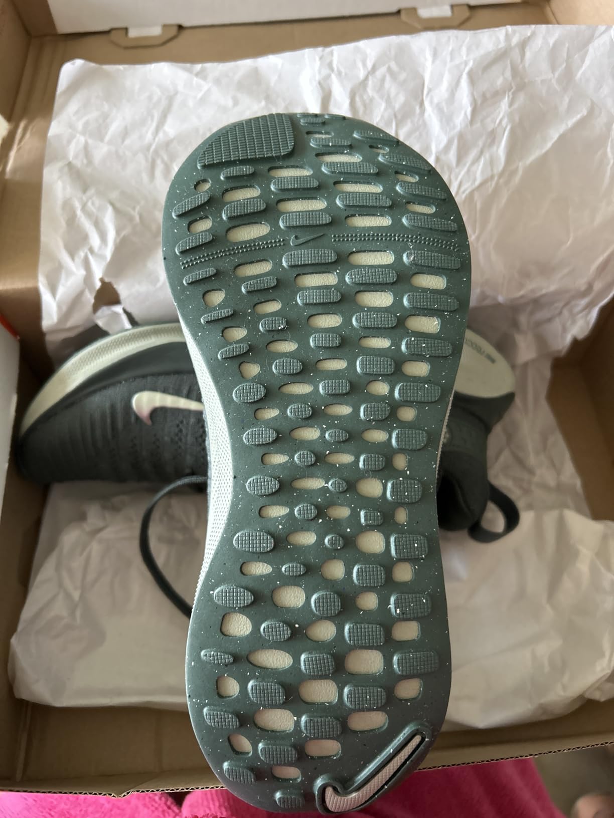 Nike Women's Reactx Infinity Rn 4 Shoes customer photo 1