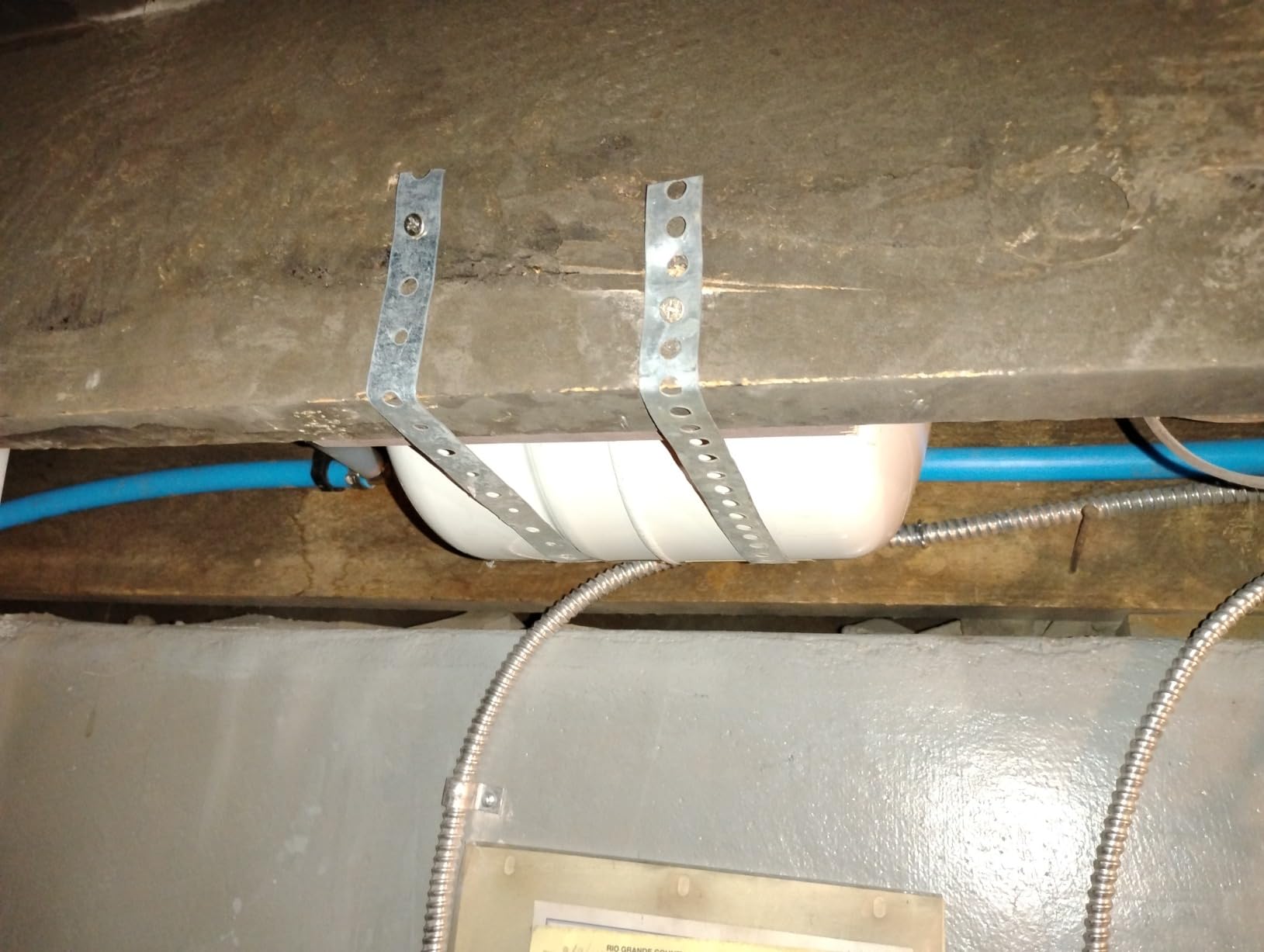 Eastman Thermal Expansion Tank, 2 gal, 3/4 in MIP Connection, 60022 customer photo 2