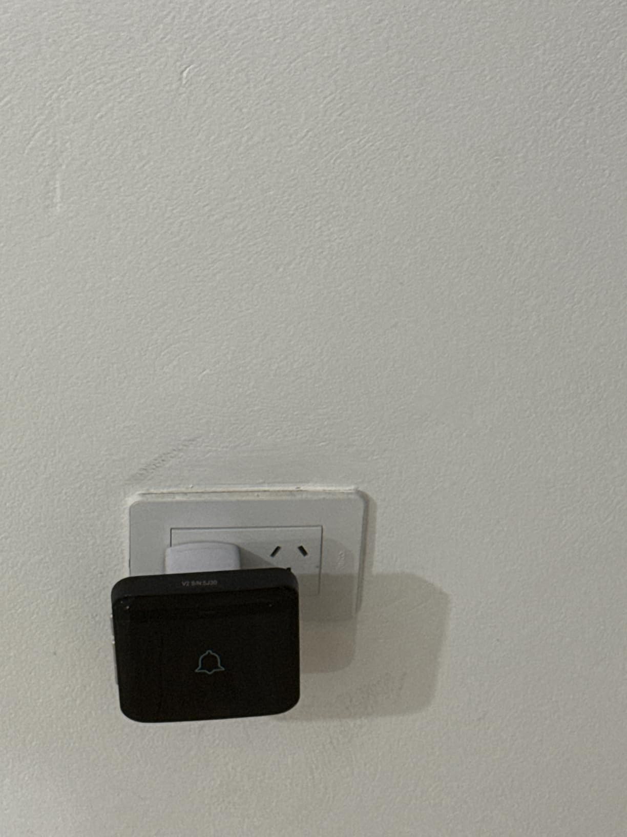 AVANTEK Wireless Doorbell, 1300 ft Range, Waterproof, 2 Receivers, Black customer photo 1
