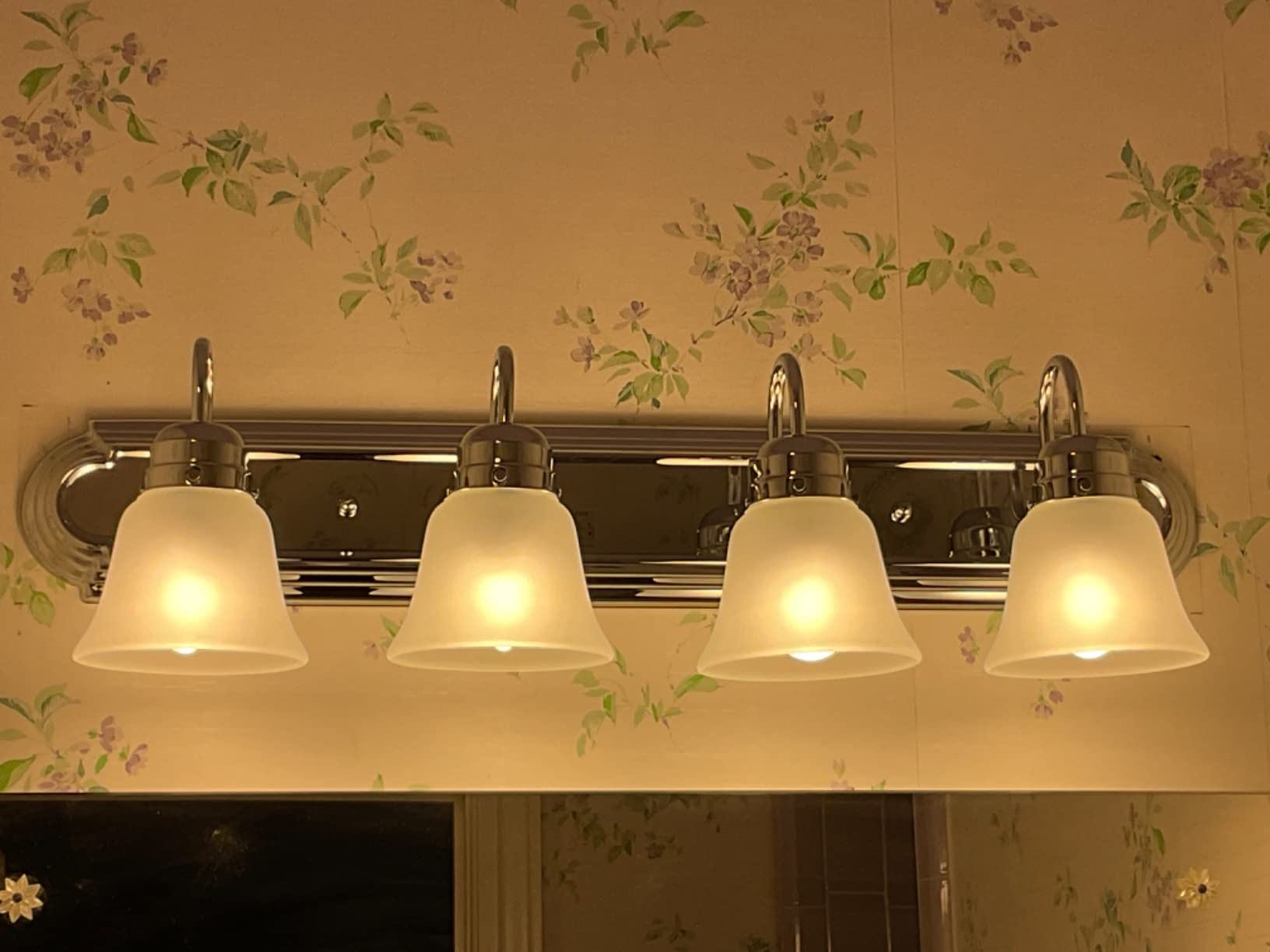 Kichler 5-Light Bathroom Vanity Light, Brushed Nickel customer photo 2