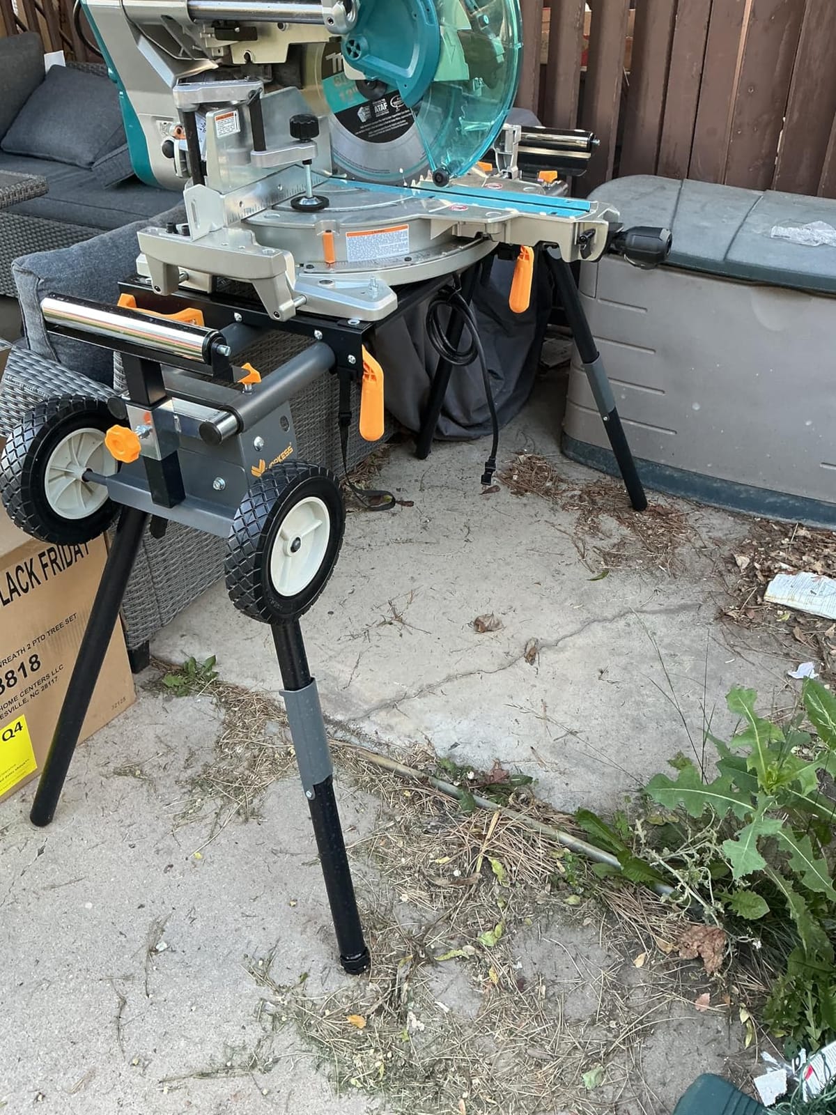 Deluxe Heavy Duty Rolling Miter Saw Stand with 8 in Wheels 330 Lbs Load Capacity Black and Grey Single Pack WK-MS029E-2 customer photo 1